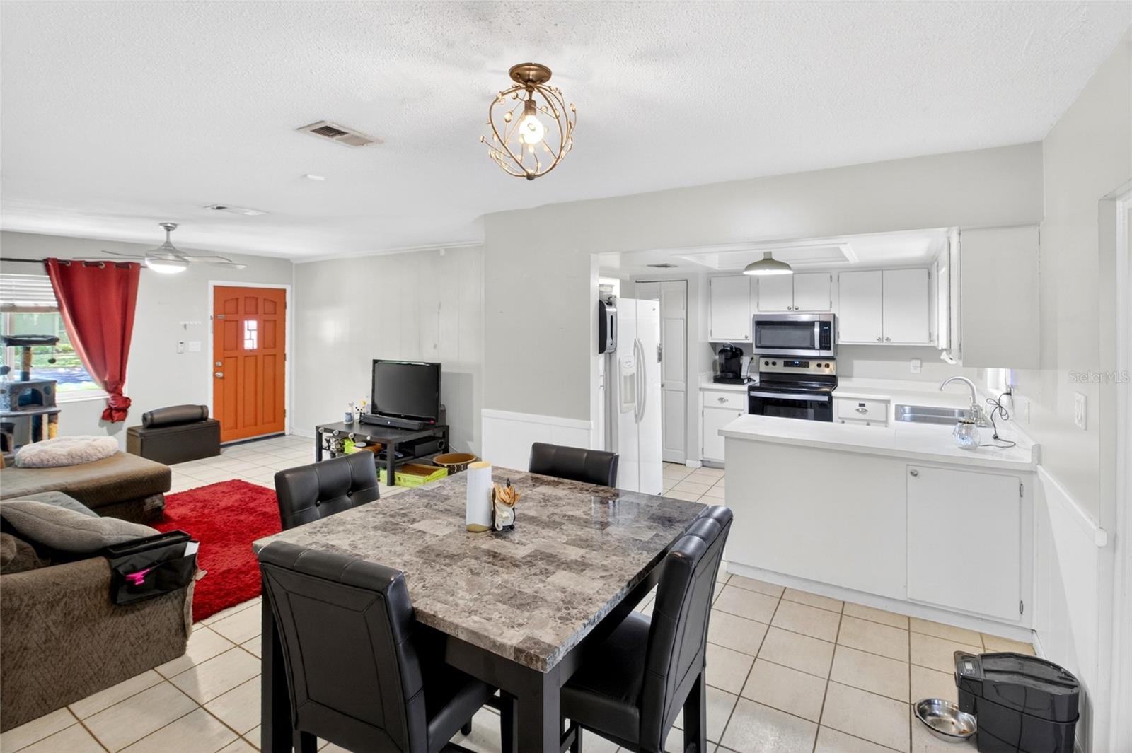 HAZEL HEIGHTS - Residential