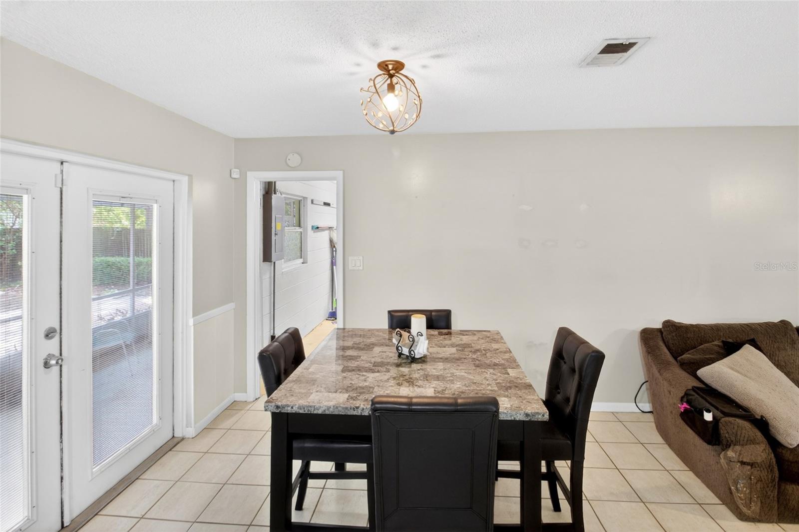 HAZEL HEIGHTS - Residential