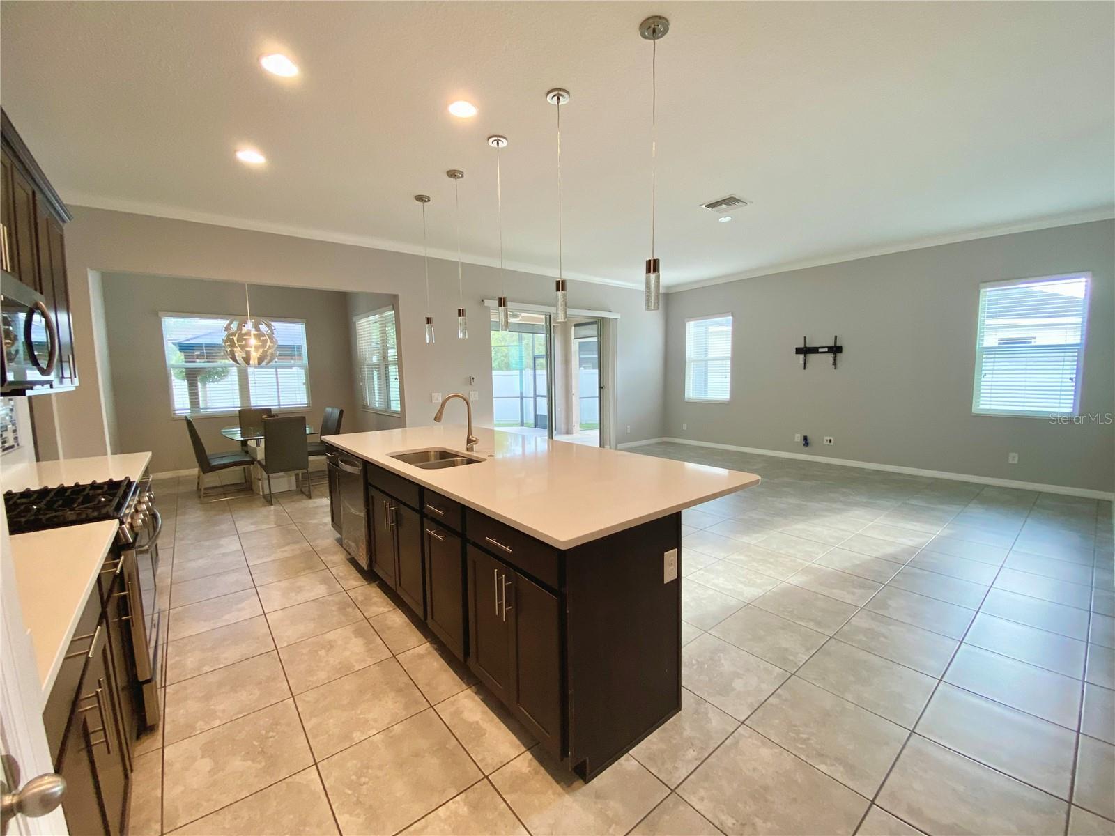 HILLTOP RESERVE PH III - Residential