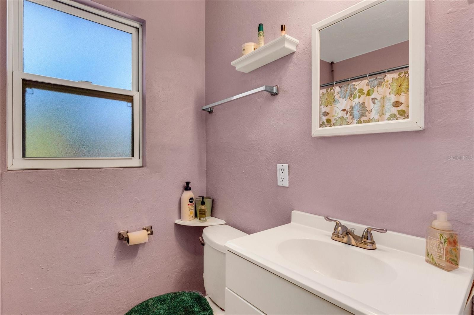 WEST SHADOW LAWN - Residential Lease