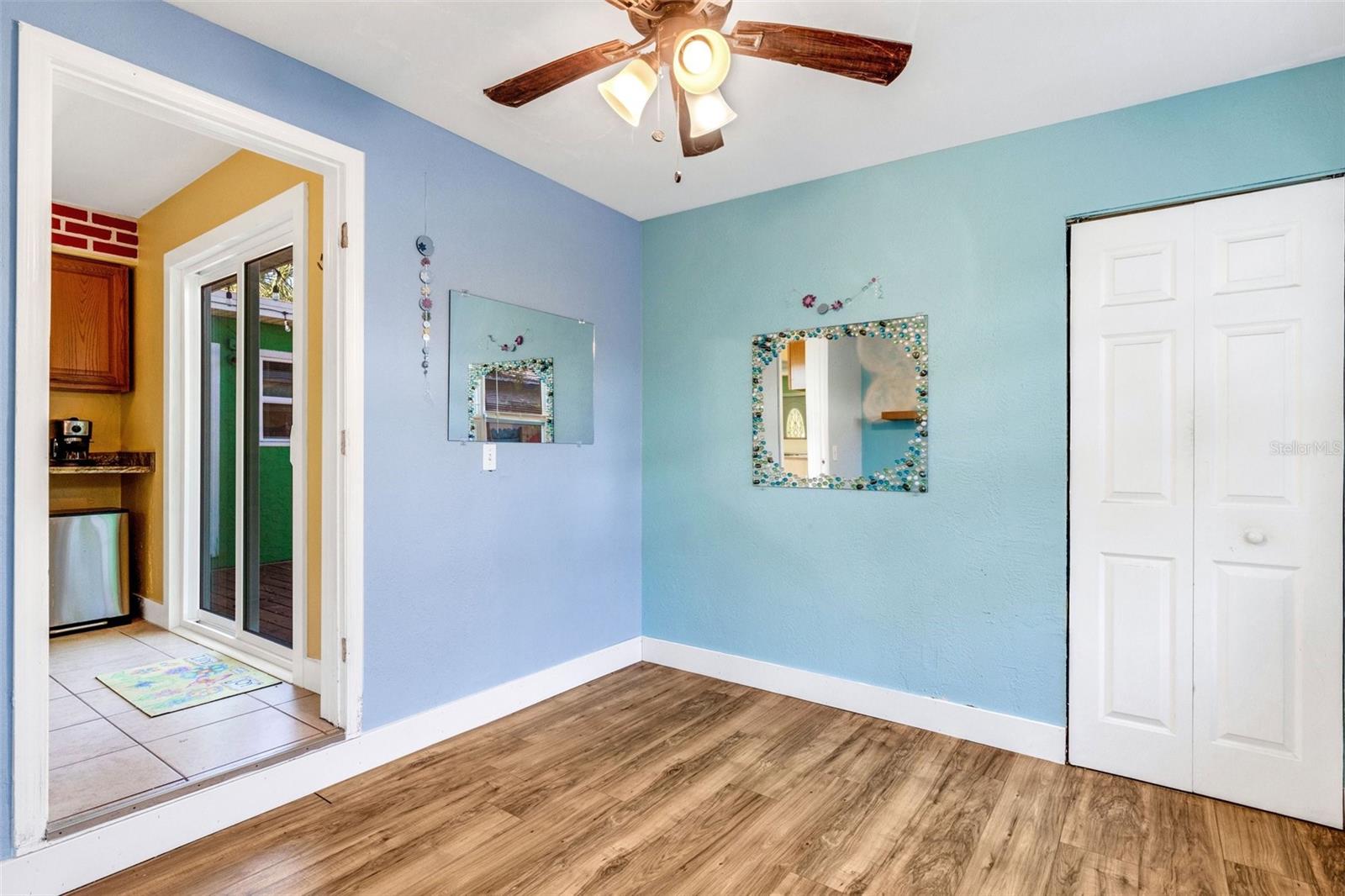 WEST SHADOW LAWN - Residential Lease