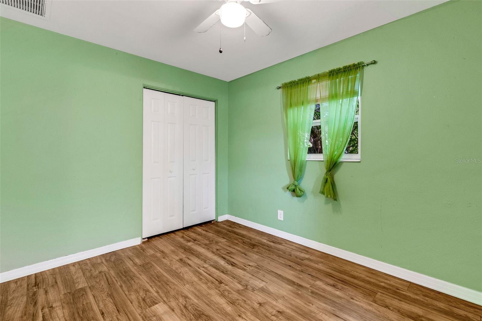 WEST SHADOW LAWN - Residential Lease