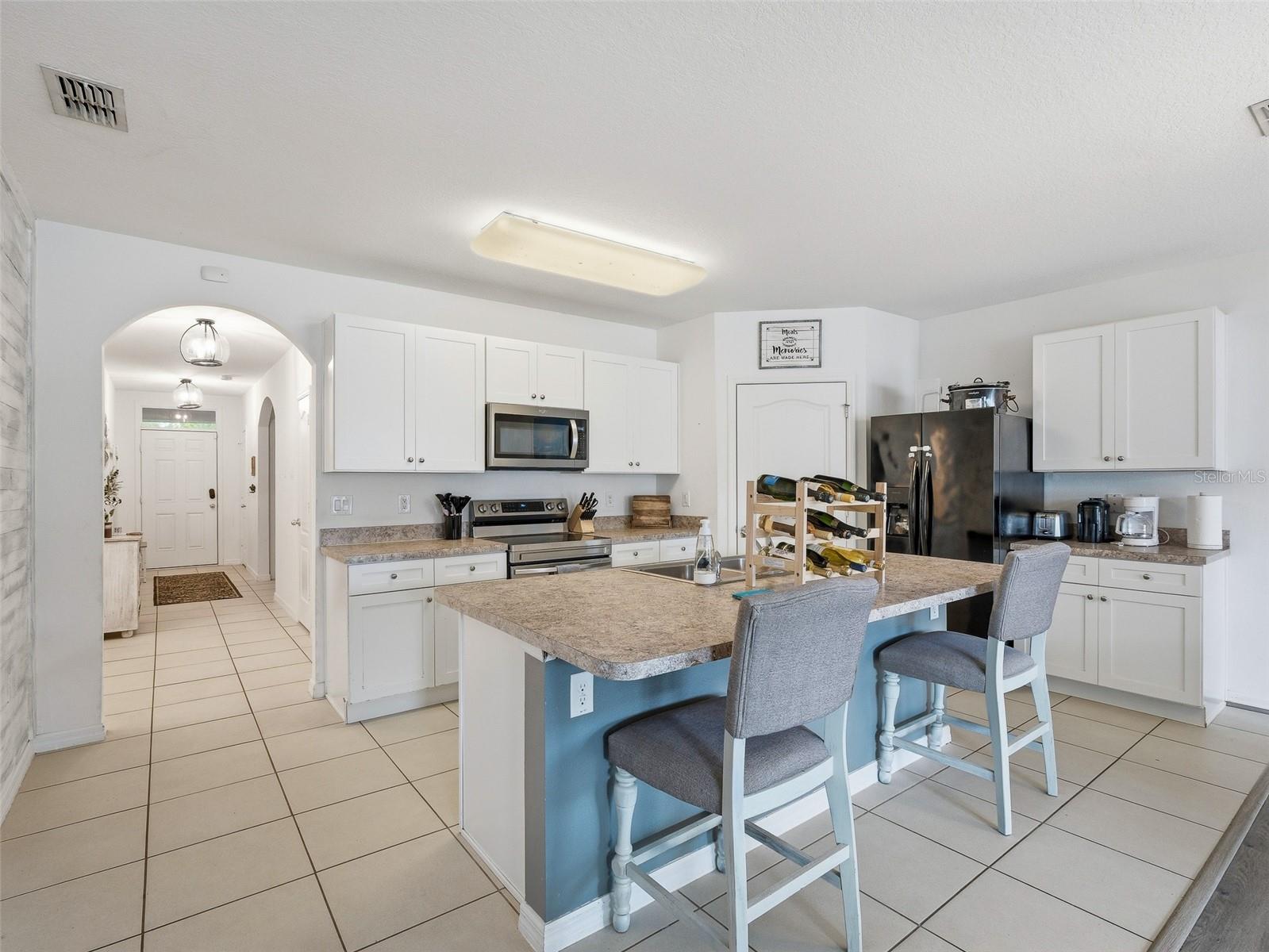 SABAL LAKES - Residential