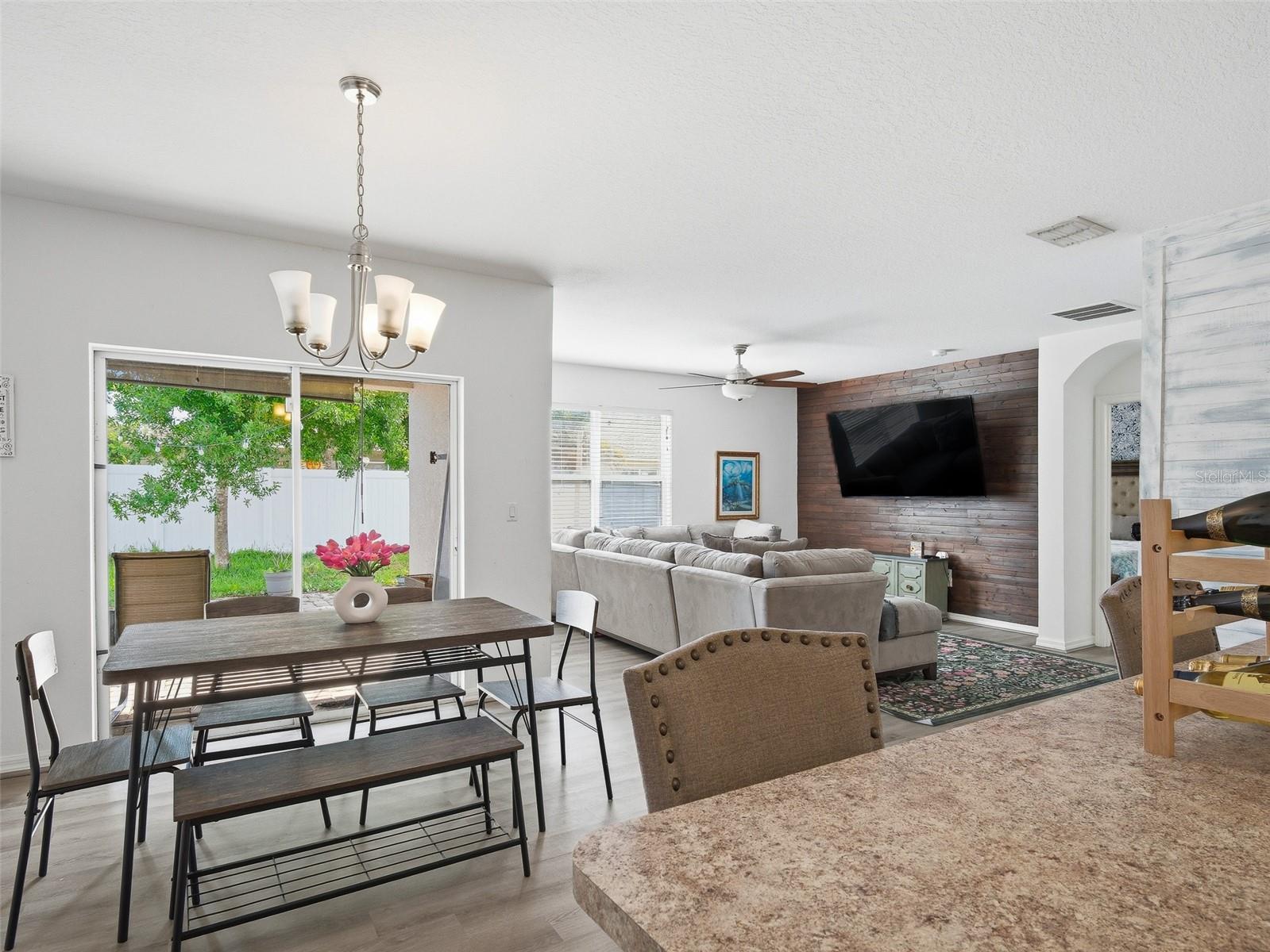 SABAL LAKES - Residential