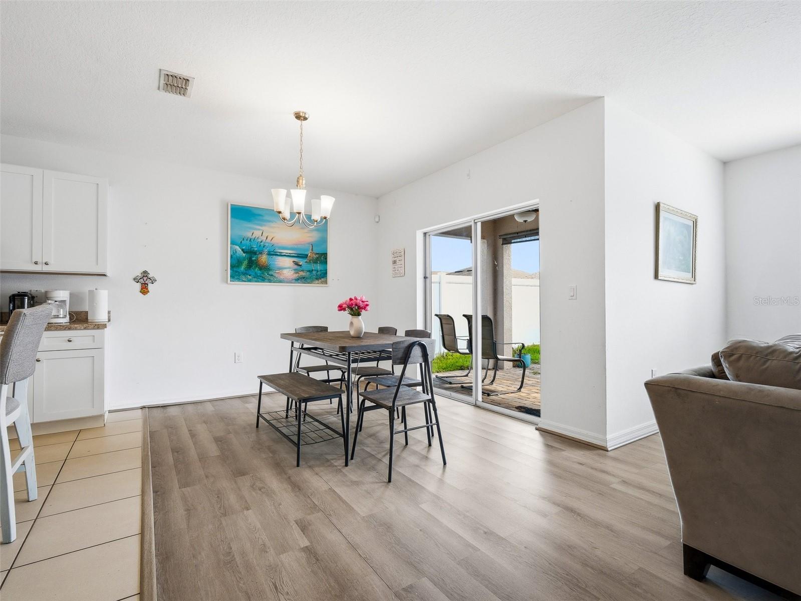 SABAL LAKES - Residential