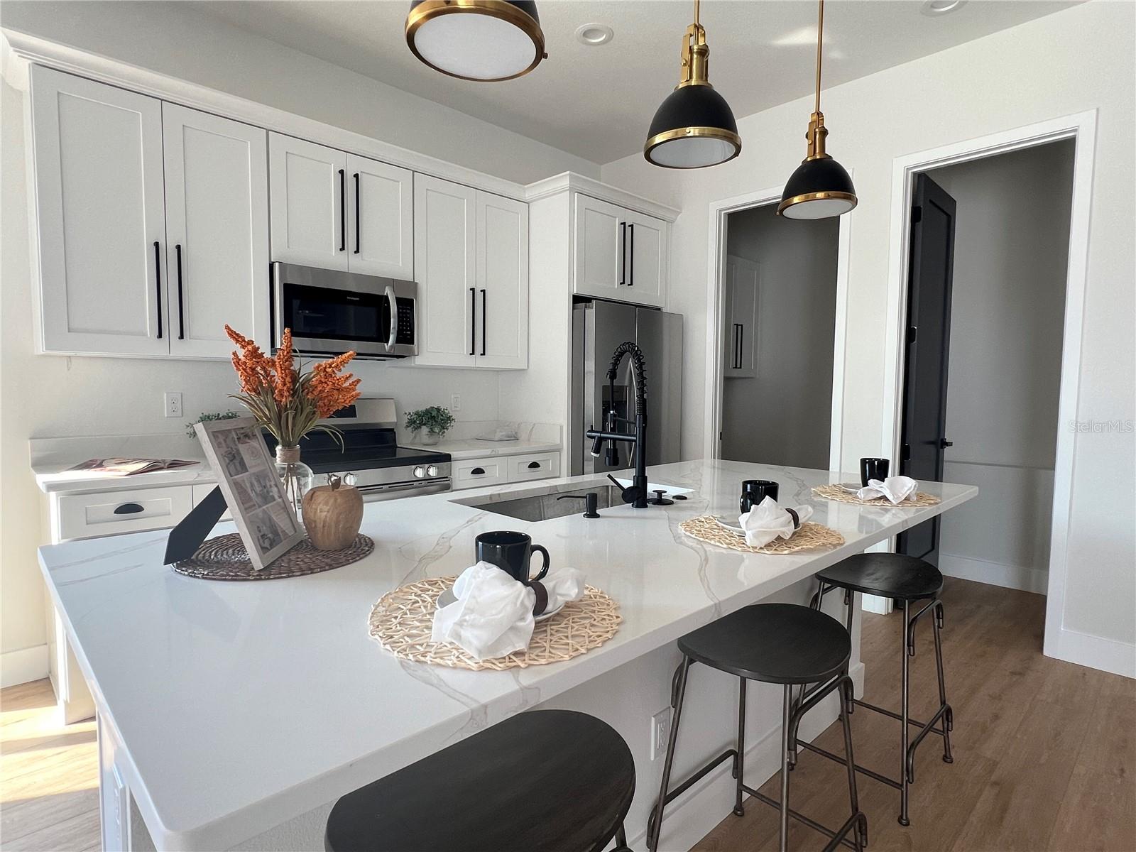 1501 E NORMANDY BOULEVARD