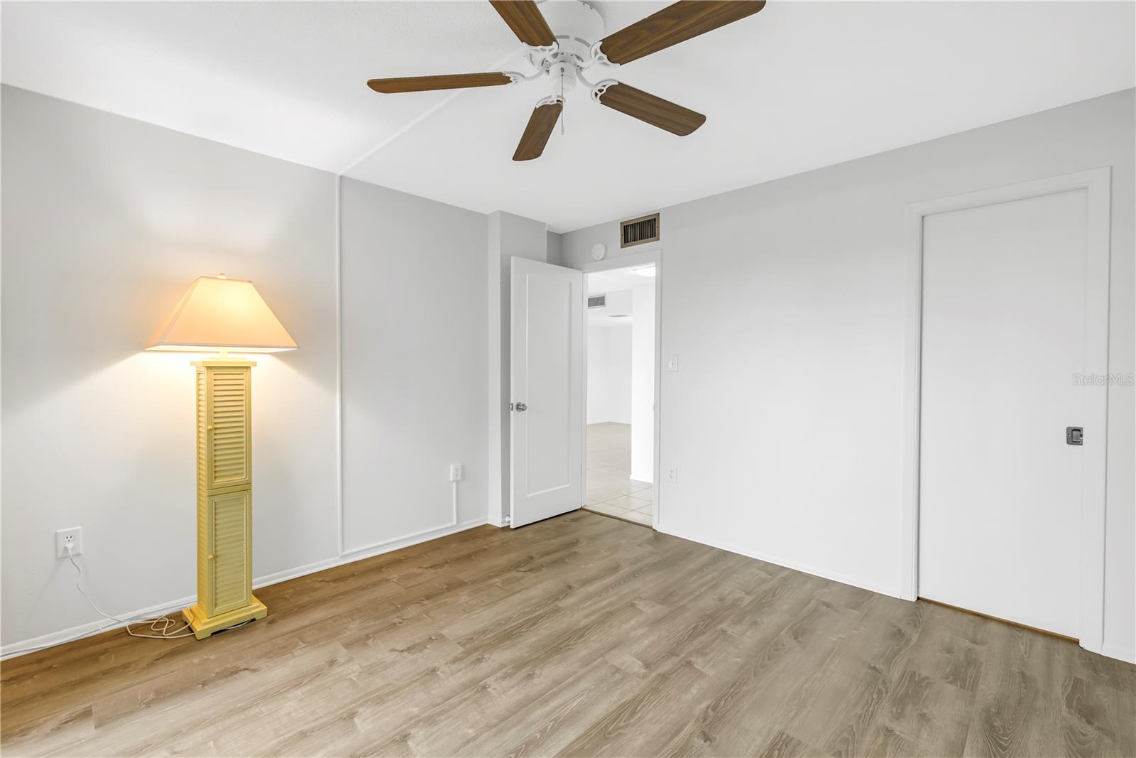 EL CONQUISTADOR VILLAGE 1 SEC 4 - Residential