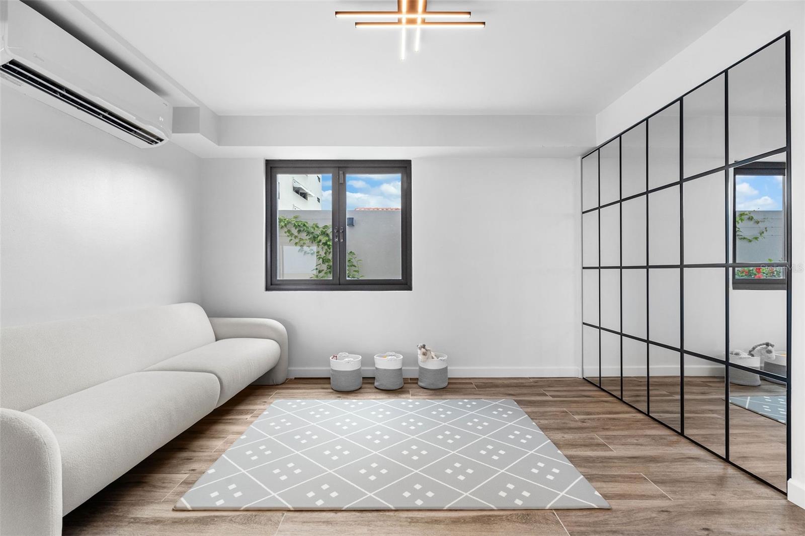 OCEAN PARK - Residential