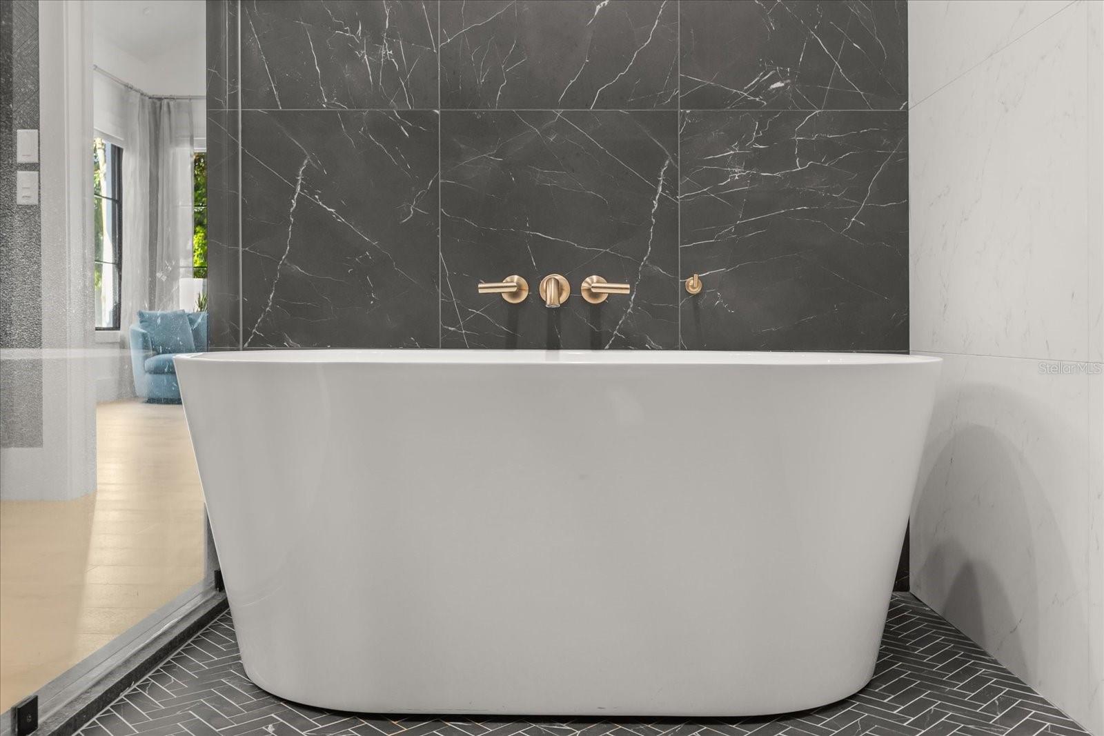 WINFLOR COURT PT REP - Residential