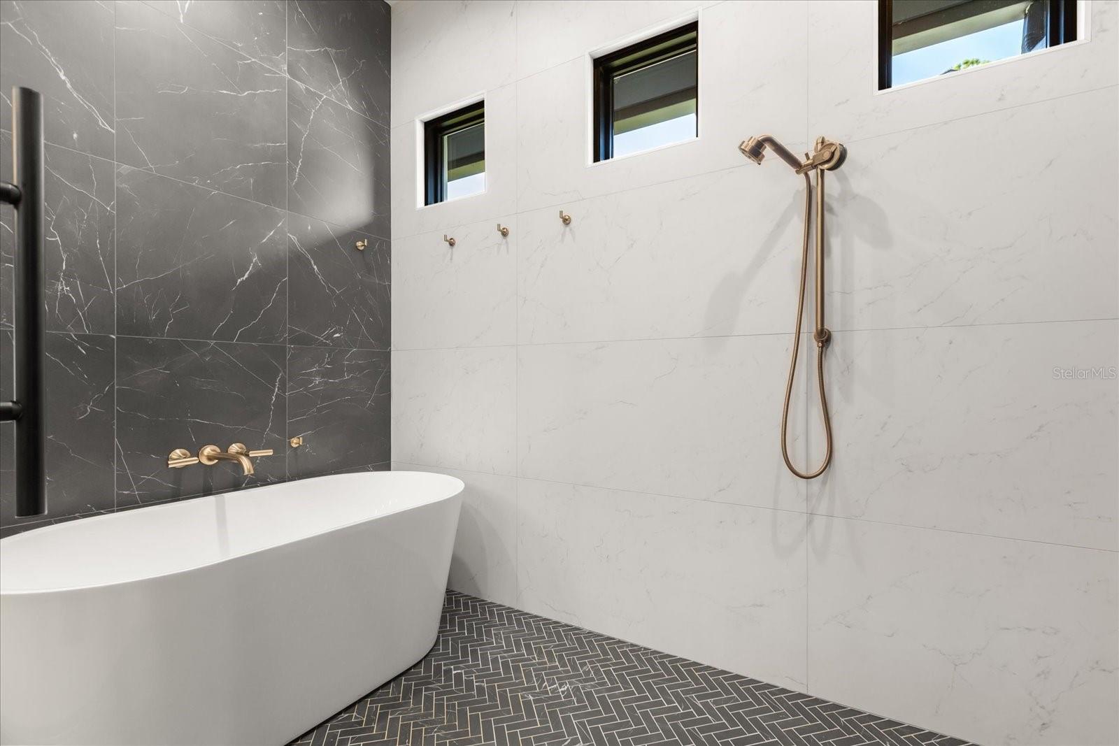 WINFLOR COURT PT REP - Residential