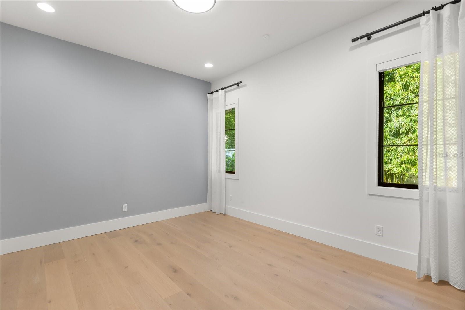 WINFLOR COURT PT REP - Residential