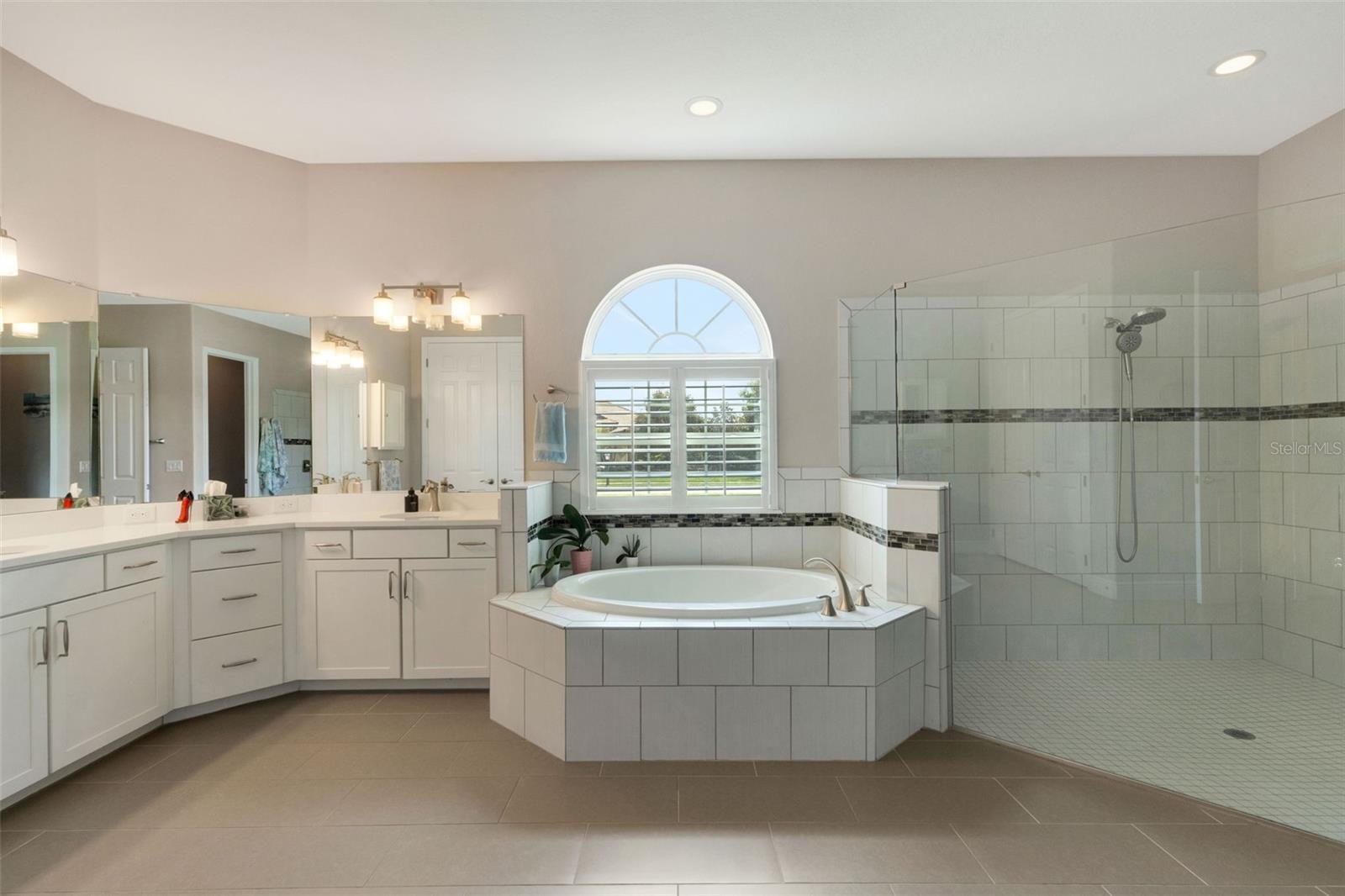 RYE WILDERNESS ESTATES PH II - Residential