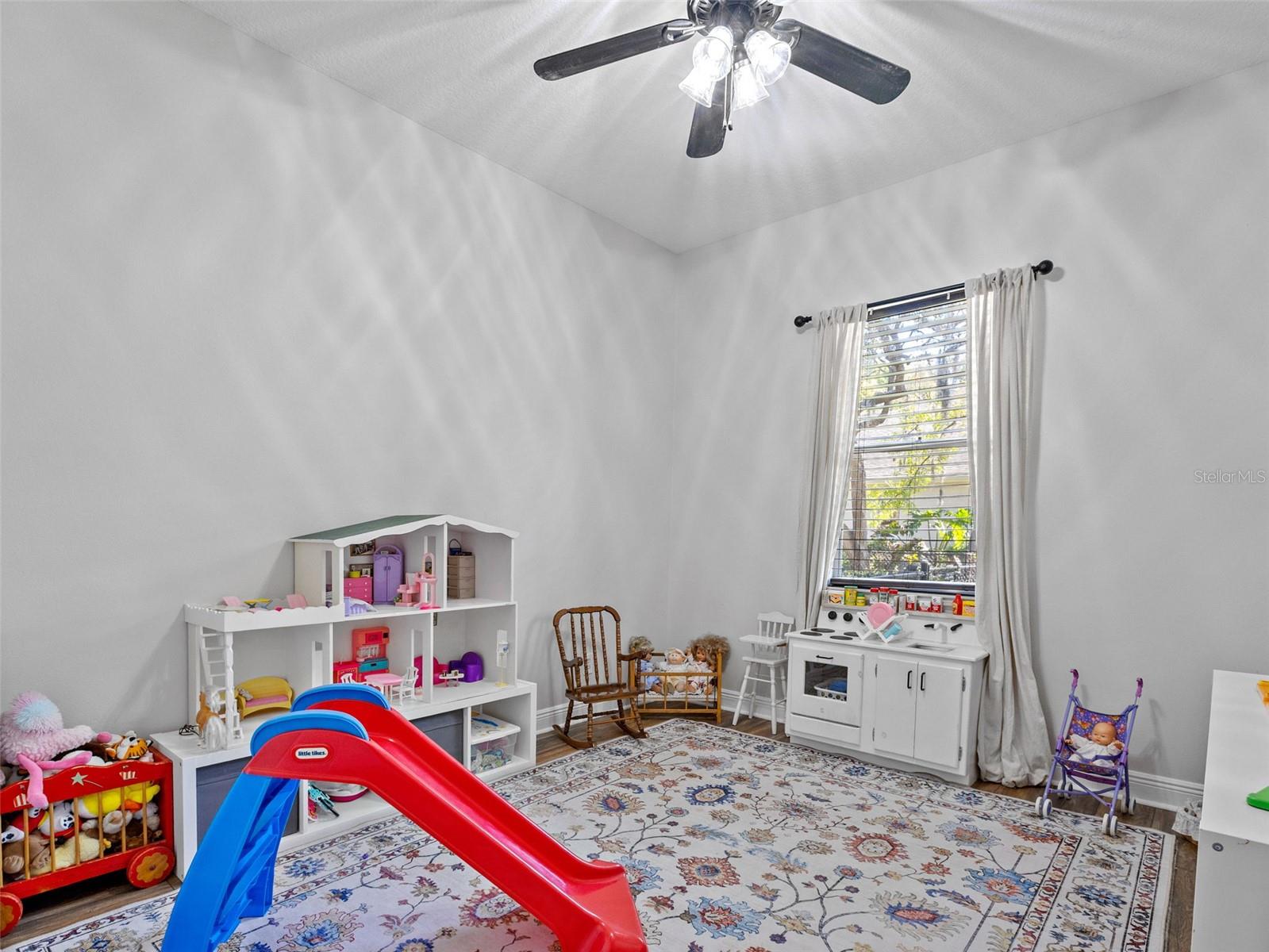 FISH HAWK TRAILS UNIT 6 - Residential