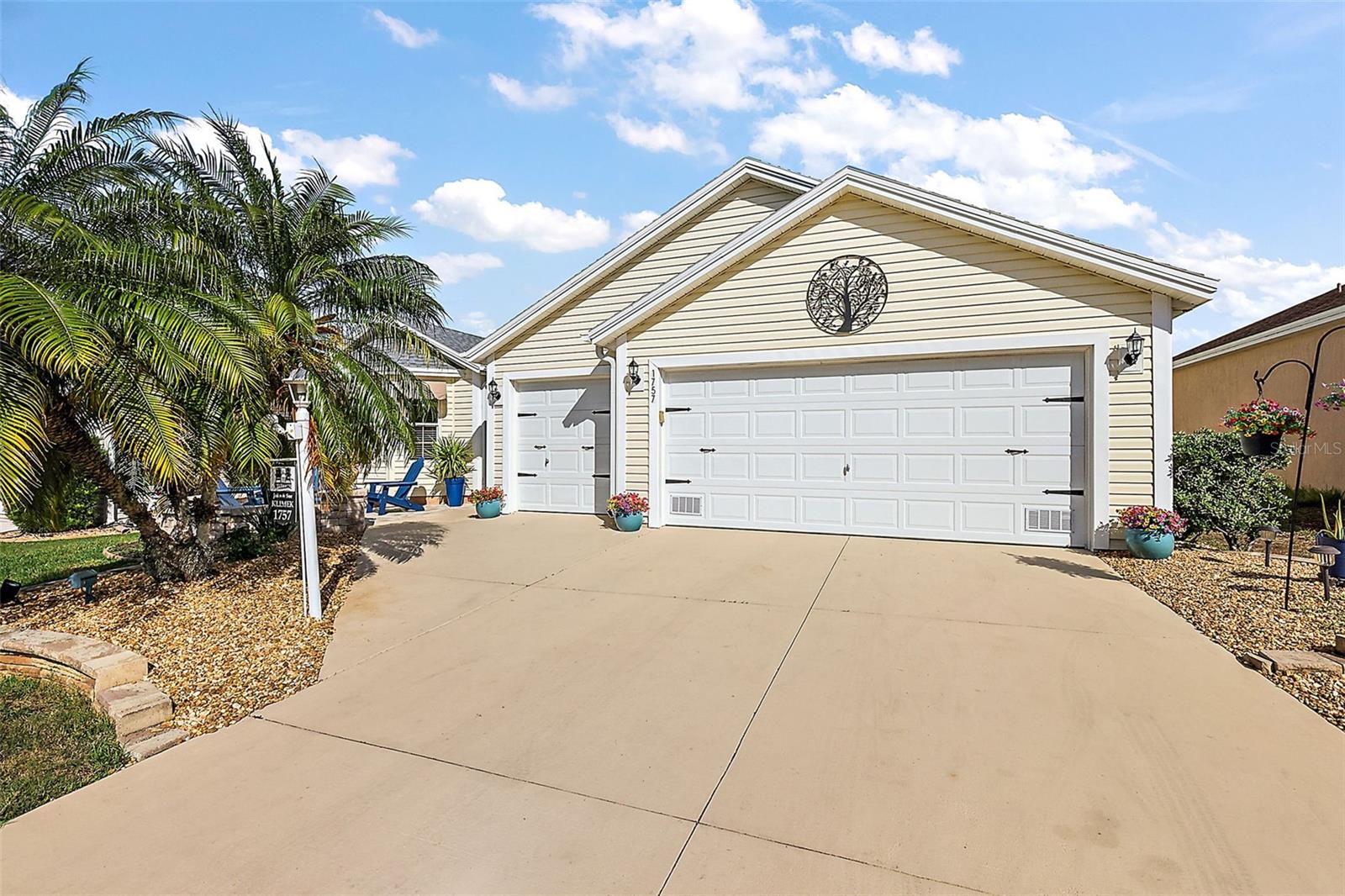 1757 LANDRUM LANE