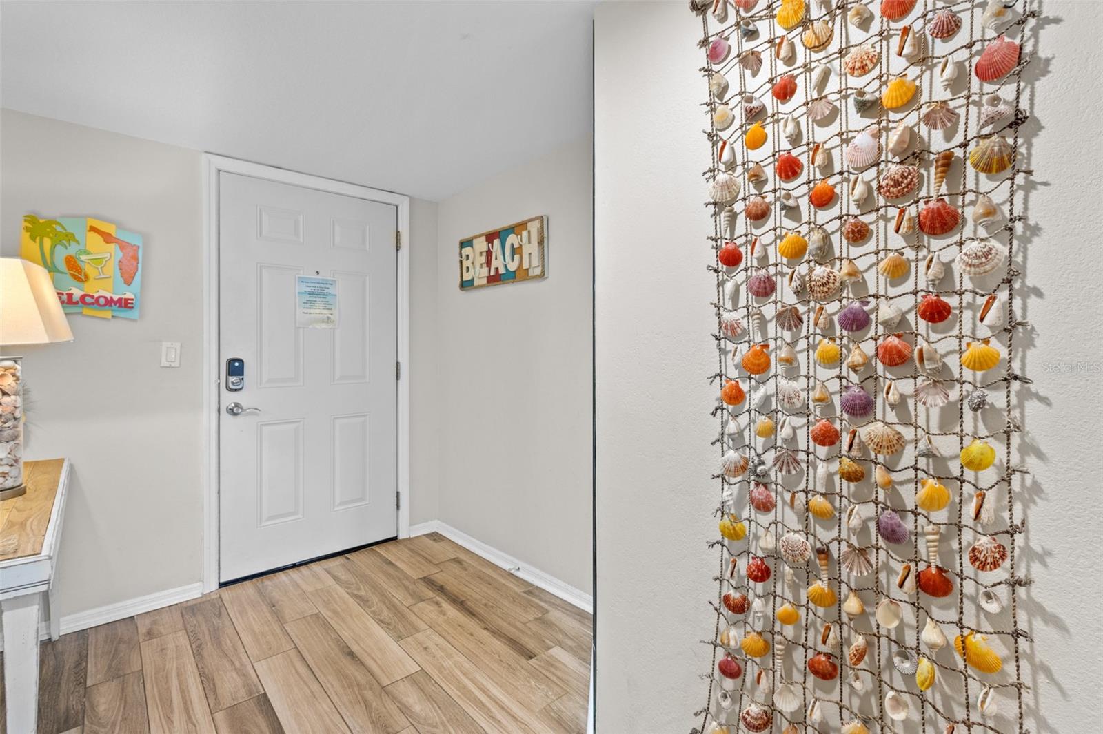 BEACH COTTAGE CONDO - Residential