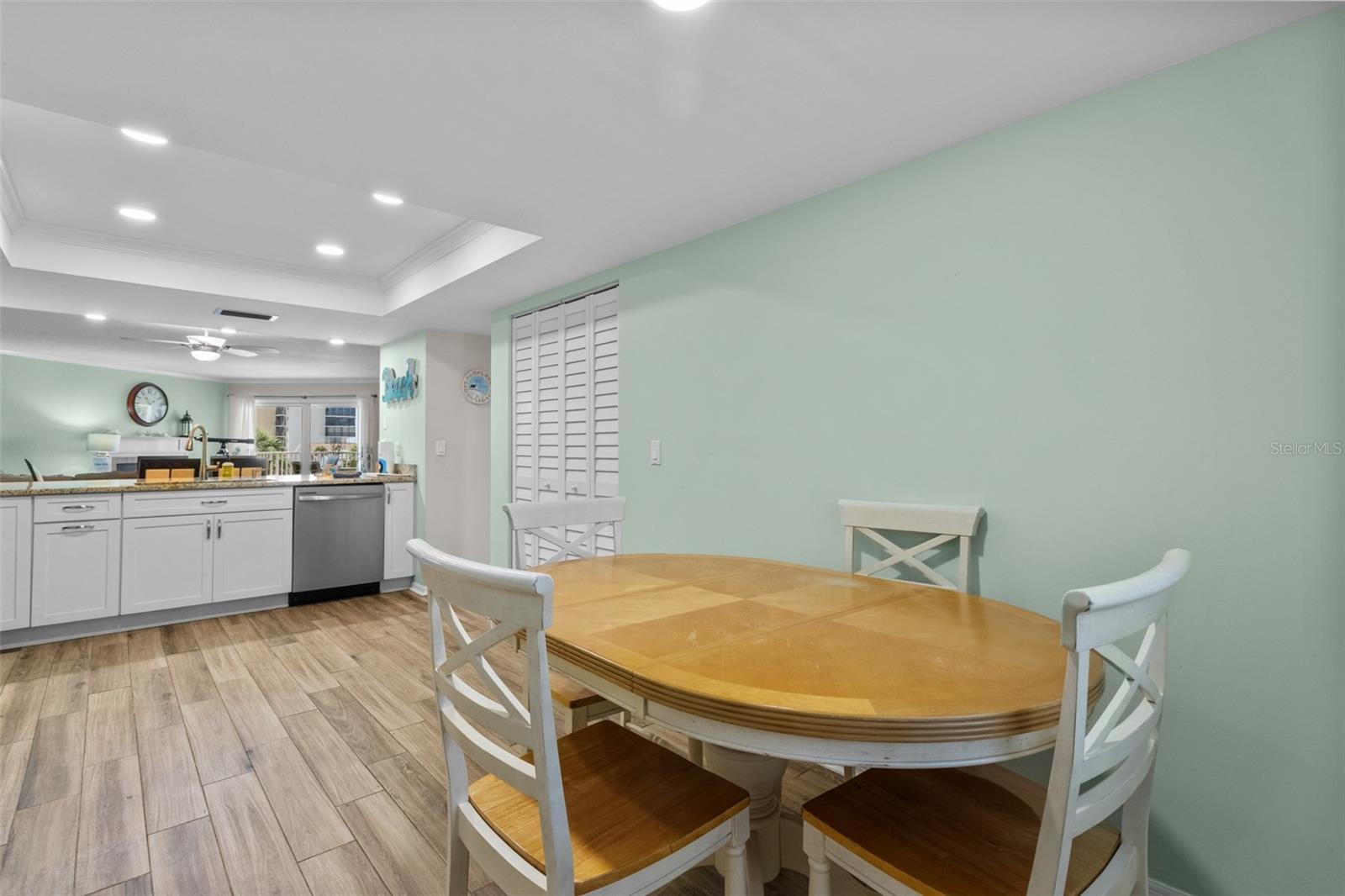 BEACH COTTAGE CONDO - Residential