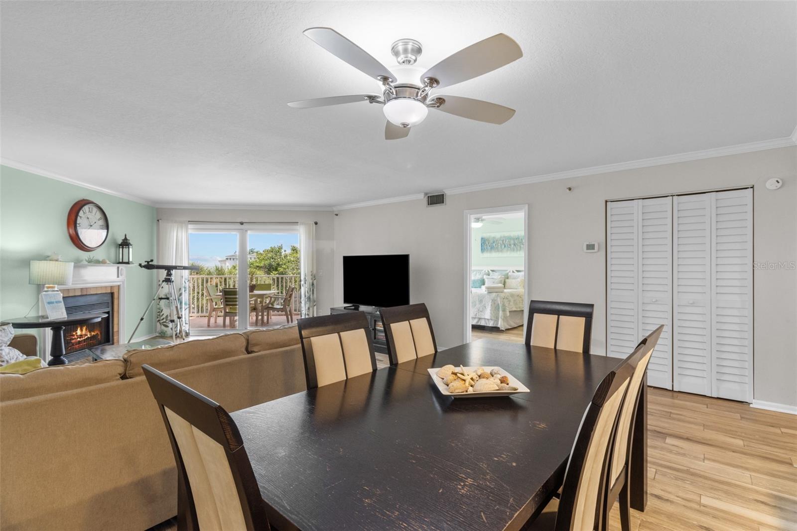 BEACH COTTAGE CONDO - Residential