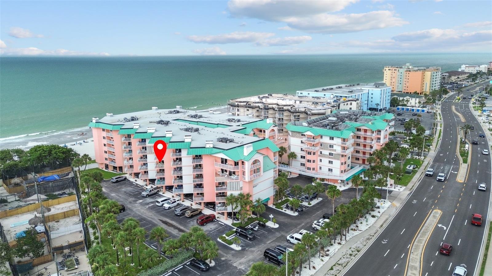 BEACH COTTAGE CONDO - Residential