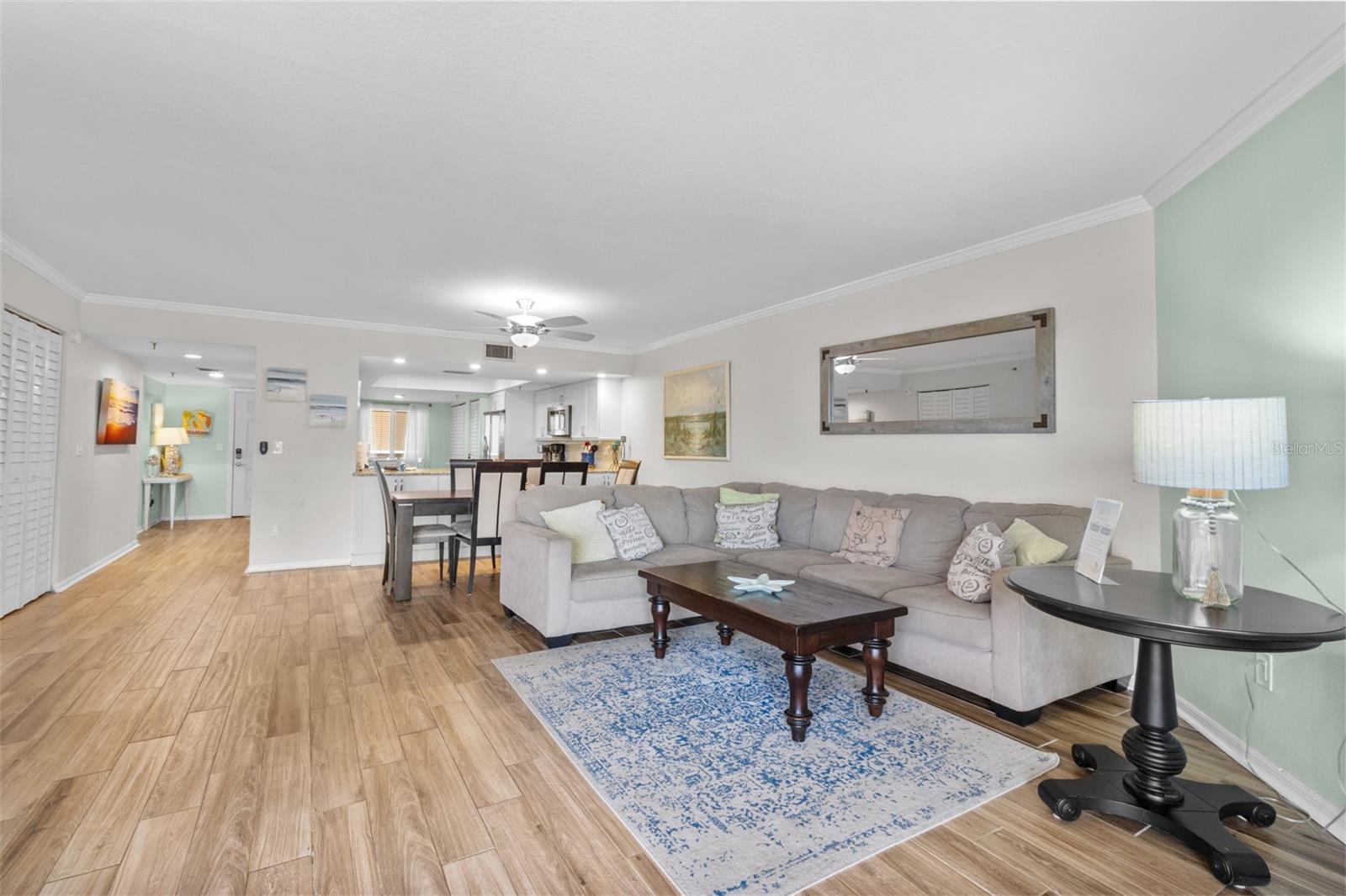 BEACH COTTAGE CONDO - Residential