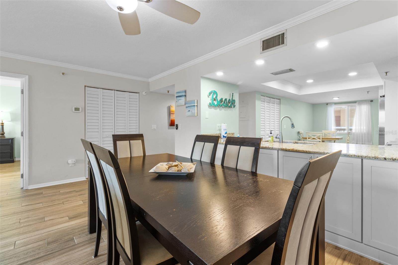 BEACH COTTAGE CONDO - Residential