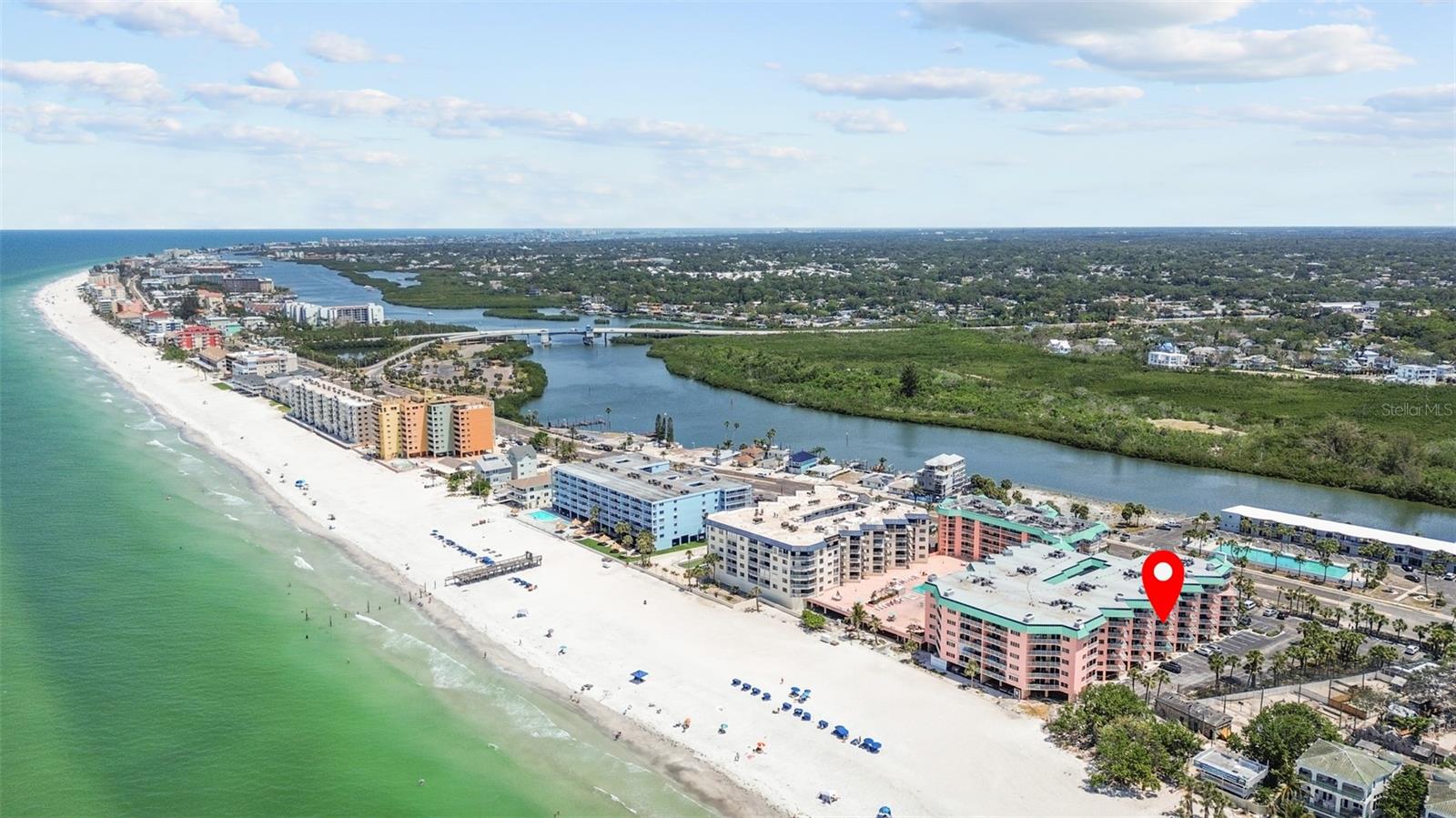 BEACH COTTAGE CONDO - Residential