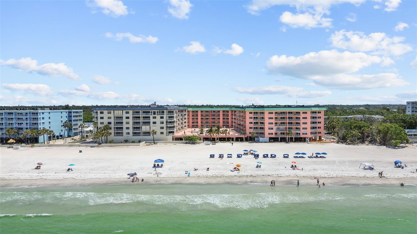 BEACH COTTAGE CONDO - Residential