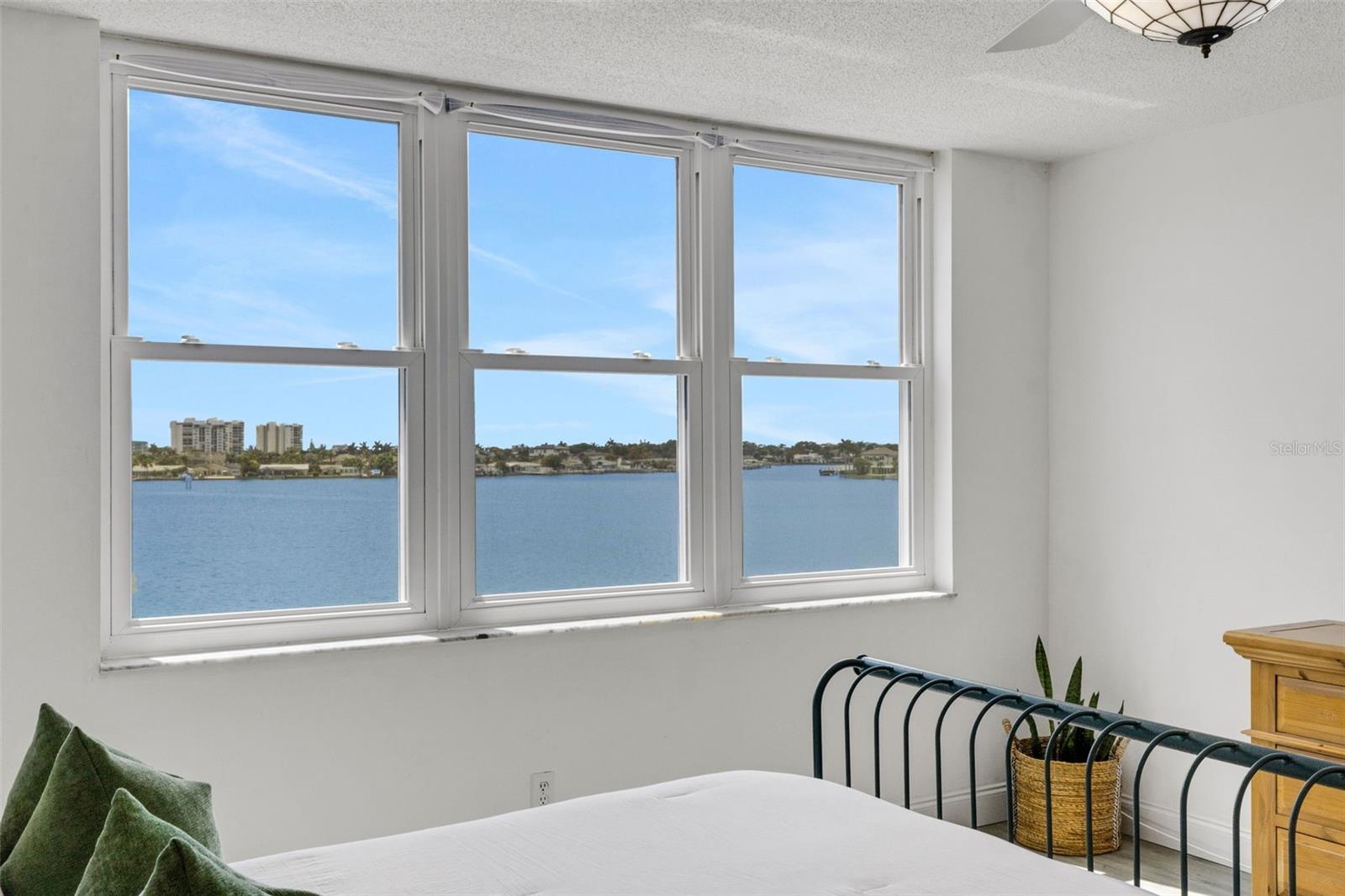 BAY ISLAND GROUP NO. 9 - Residential