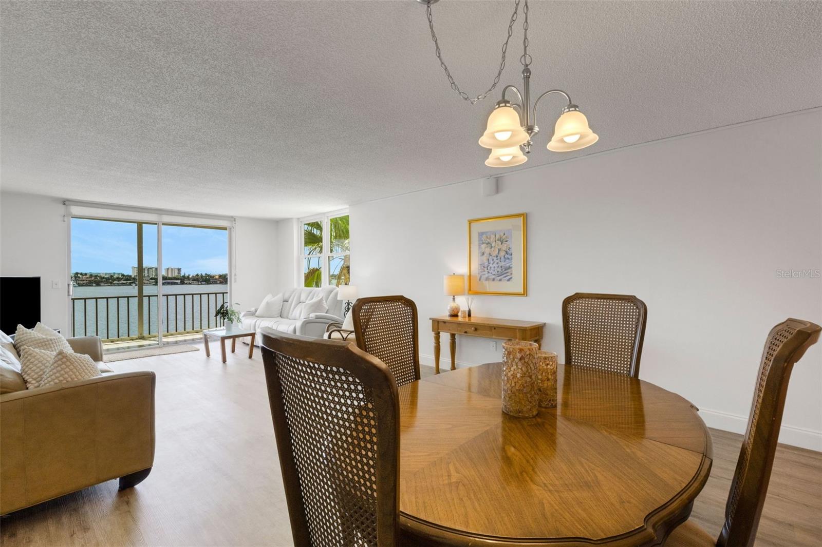 7665 SUN ISLAND DRIVE S 407