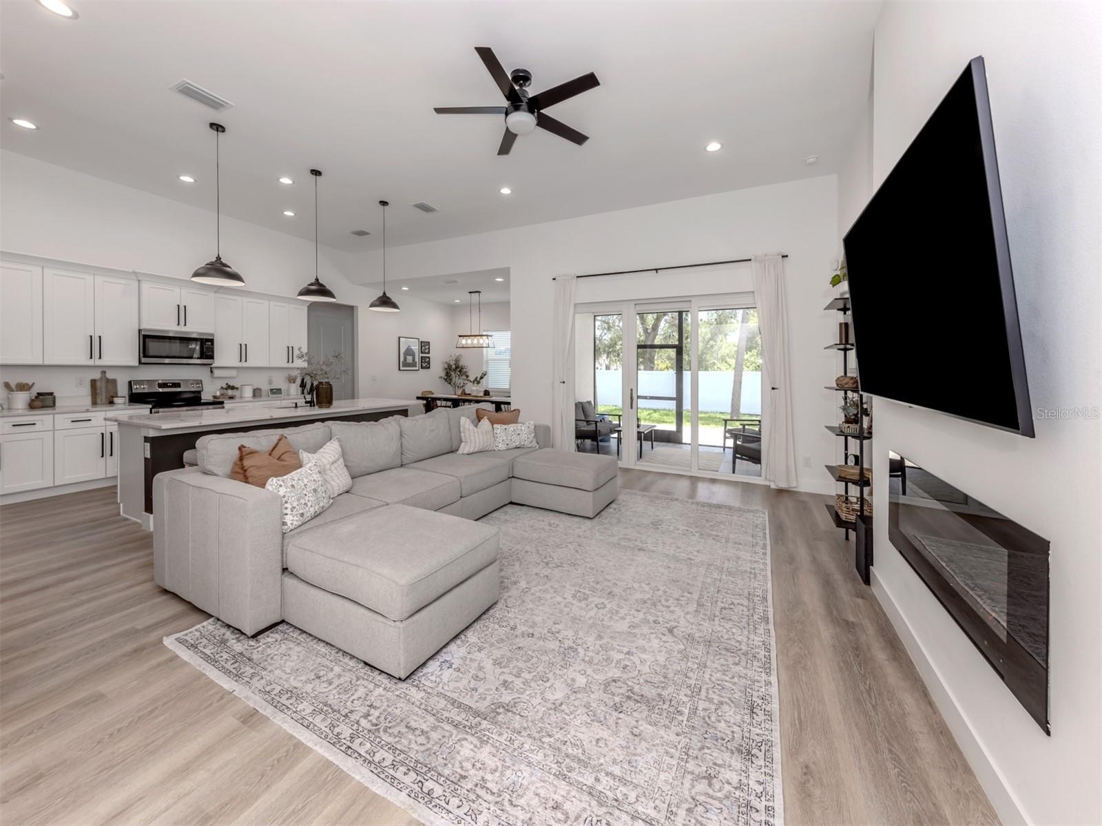 2245 PICKARD LANE