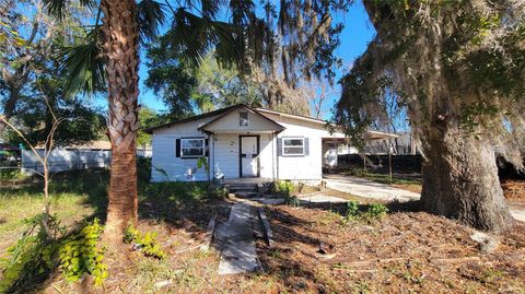 Photo of 3911 SE 24th Street, Ocala, FL 34471 (MLS # OM716738)