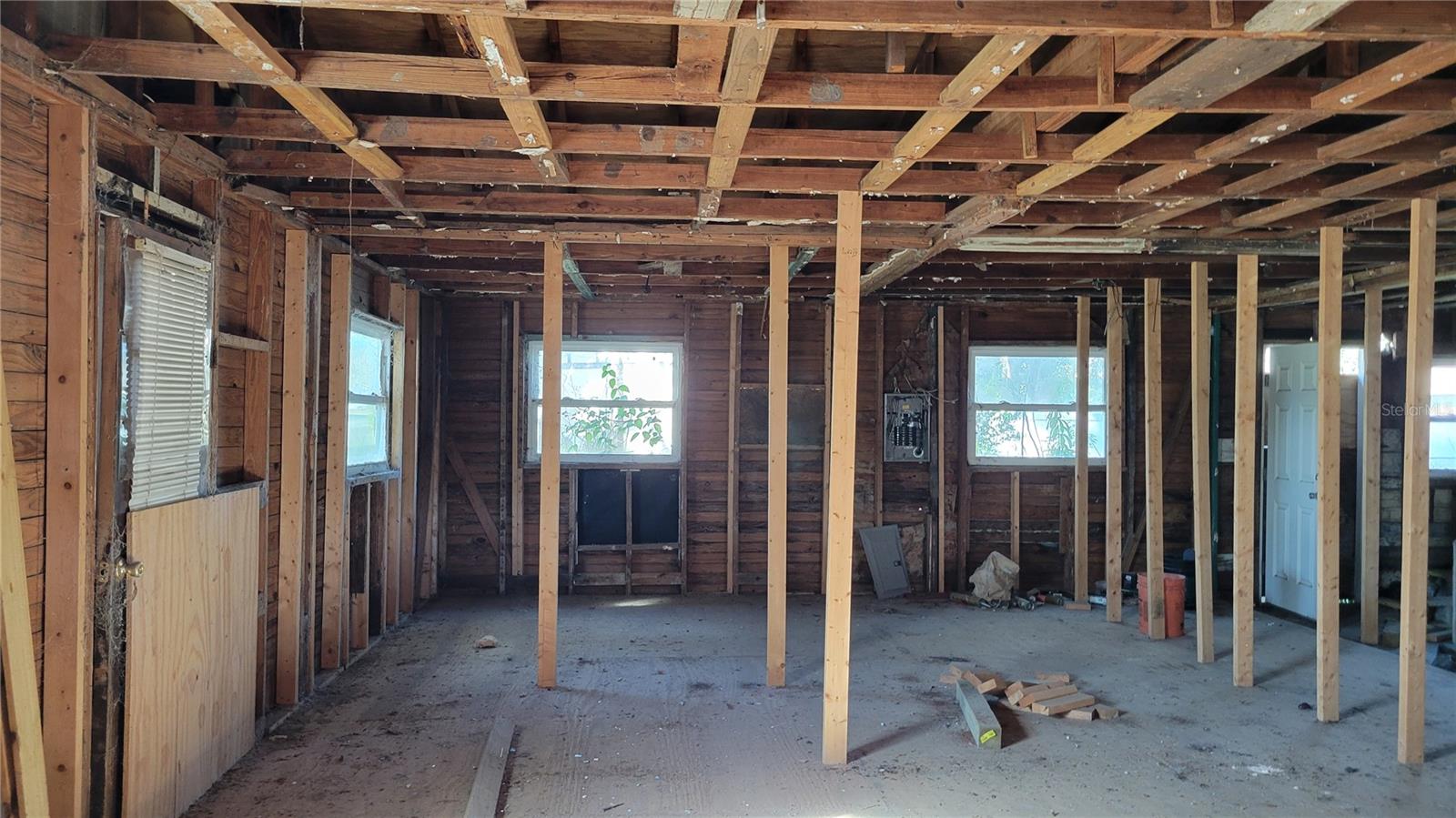 SEC 23 TWP 15 RGE 22 - Residential