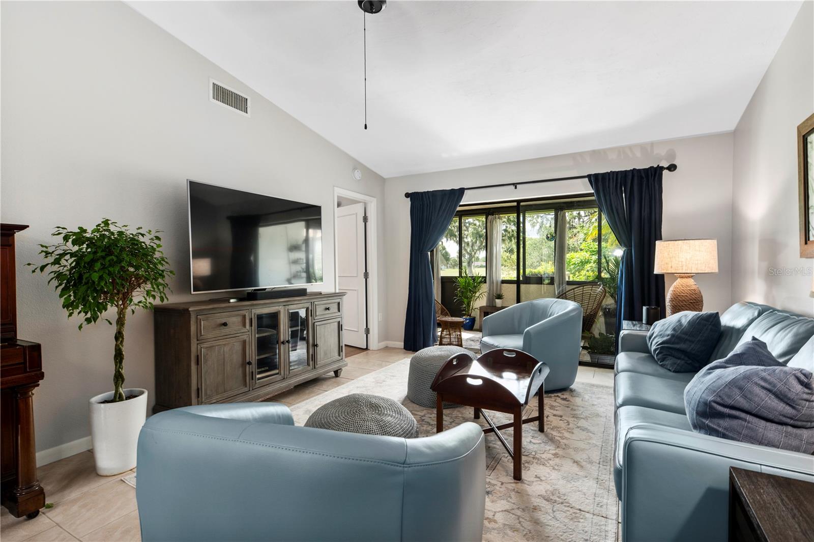 BRIARFIELD - Residential