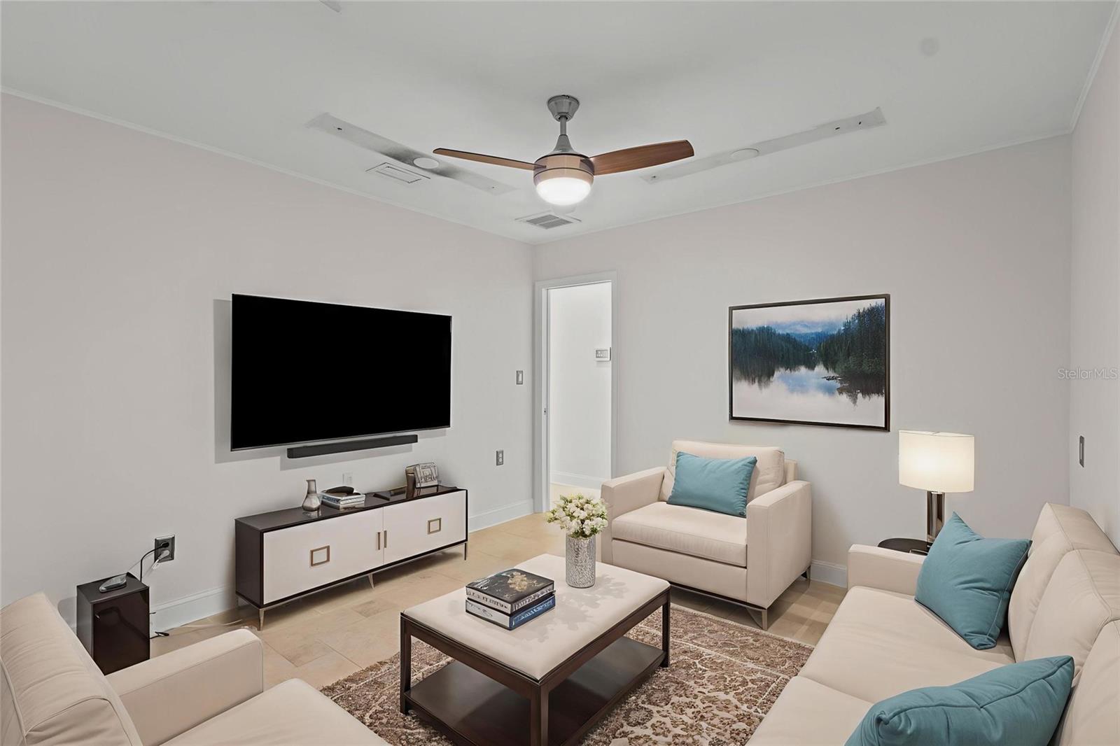 SIESTA ISLES - Residential