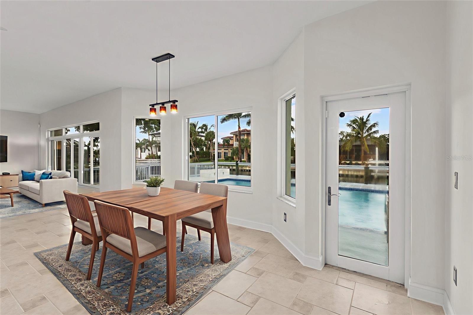 SIESTA ISLES - Residential