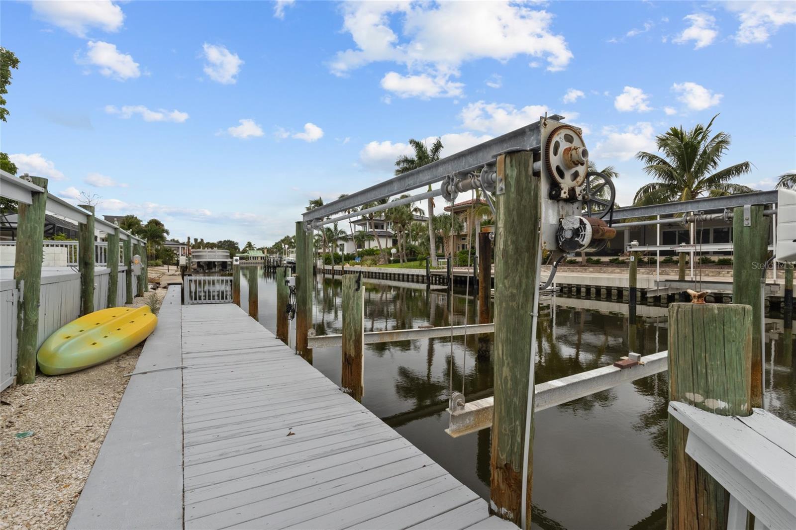 SIESTA ISLES - Residential