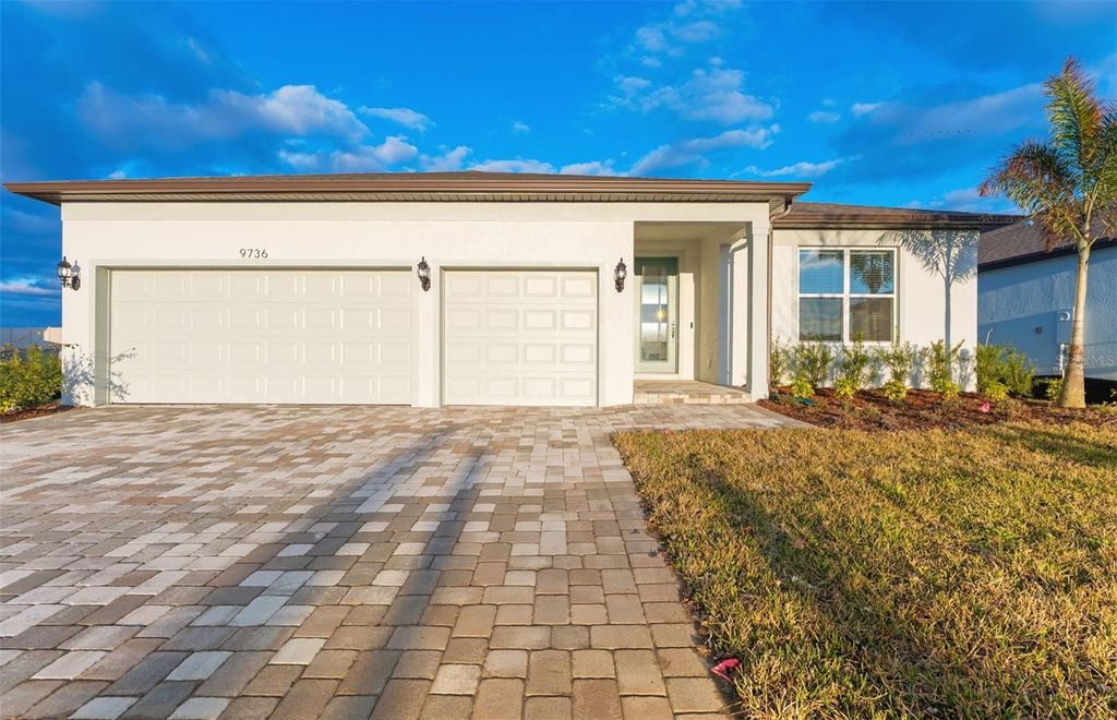 Photo of 9736 Autumn Ridge Avenue, Riverview, FL 33578 (MLS # TB8453857)