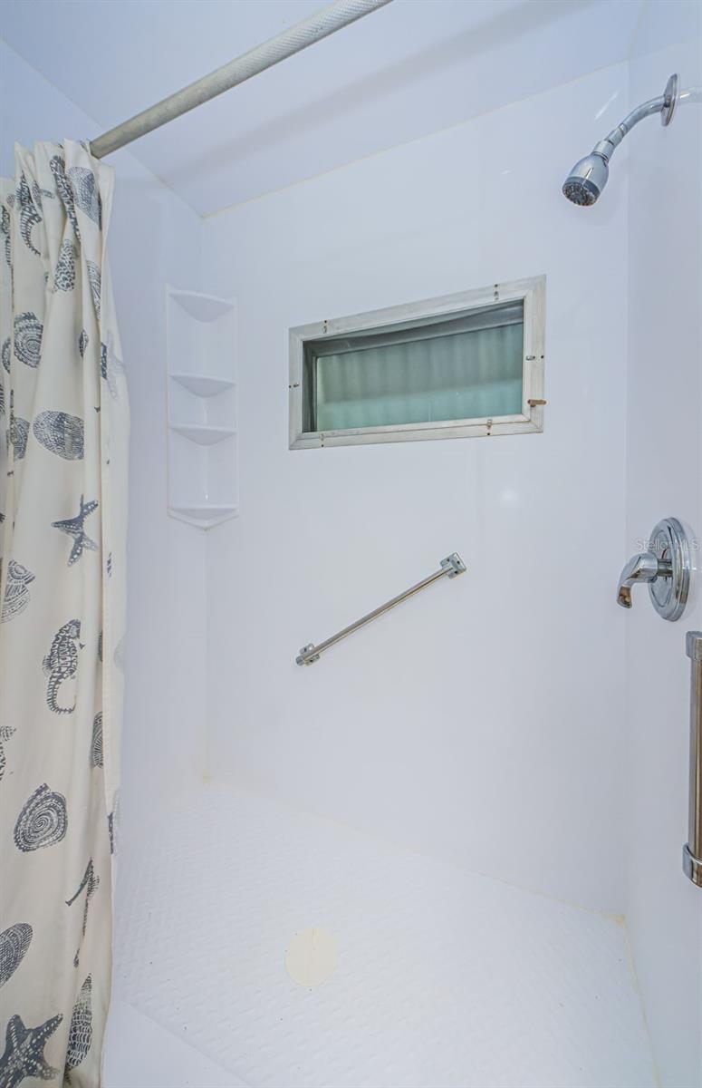 TARPON SHORES MOBILE HOME VILLAGE UNREC - Residential