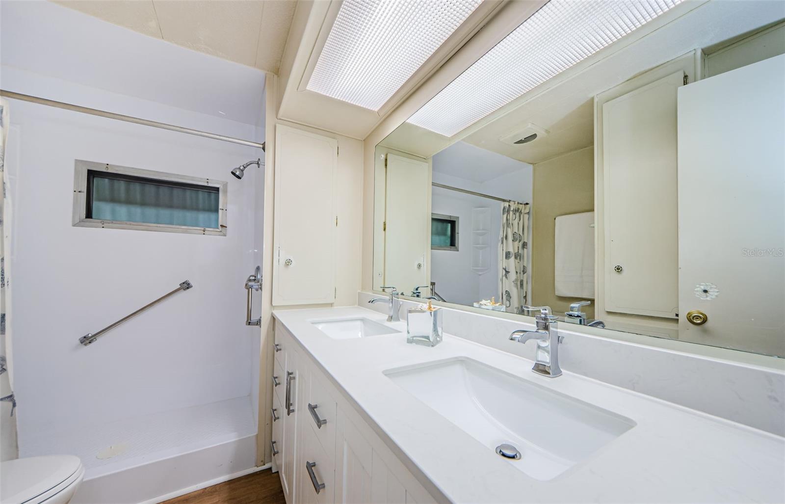 TARPON SHORES MOBILE HOME VILLAGE UNREC - Residential