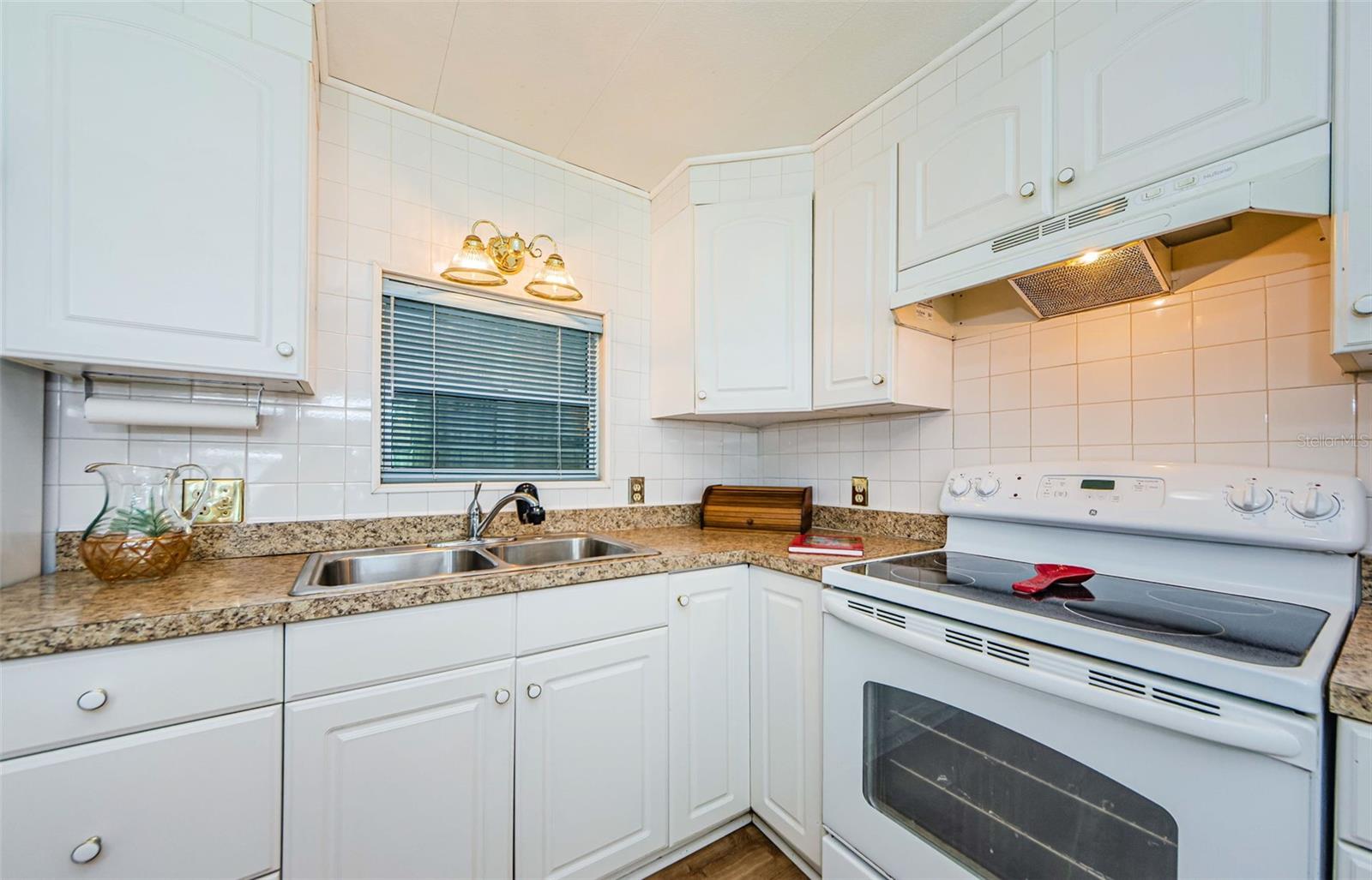TARPON SHORES MOBILE HOME VILLAGE UNREC - Residential