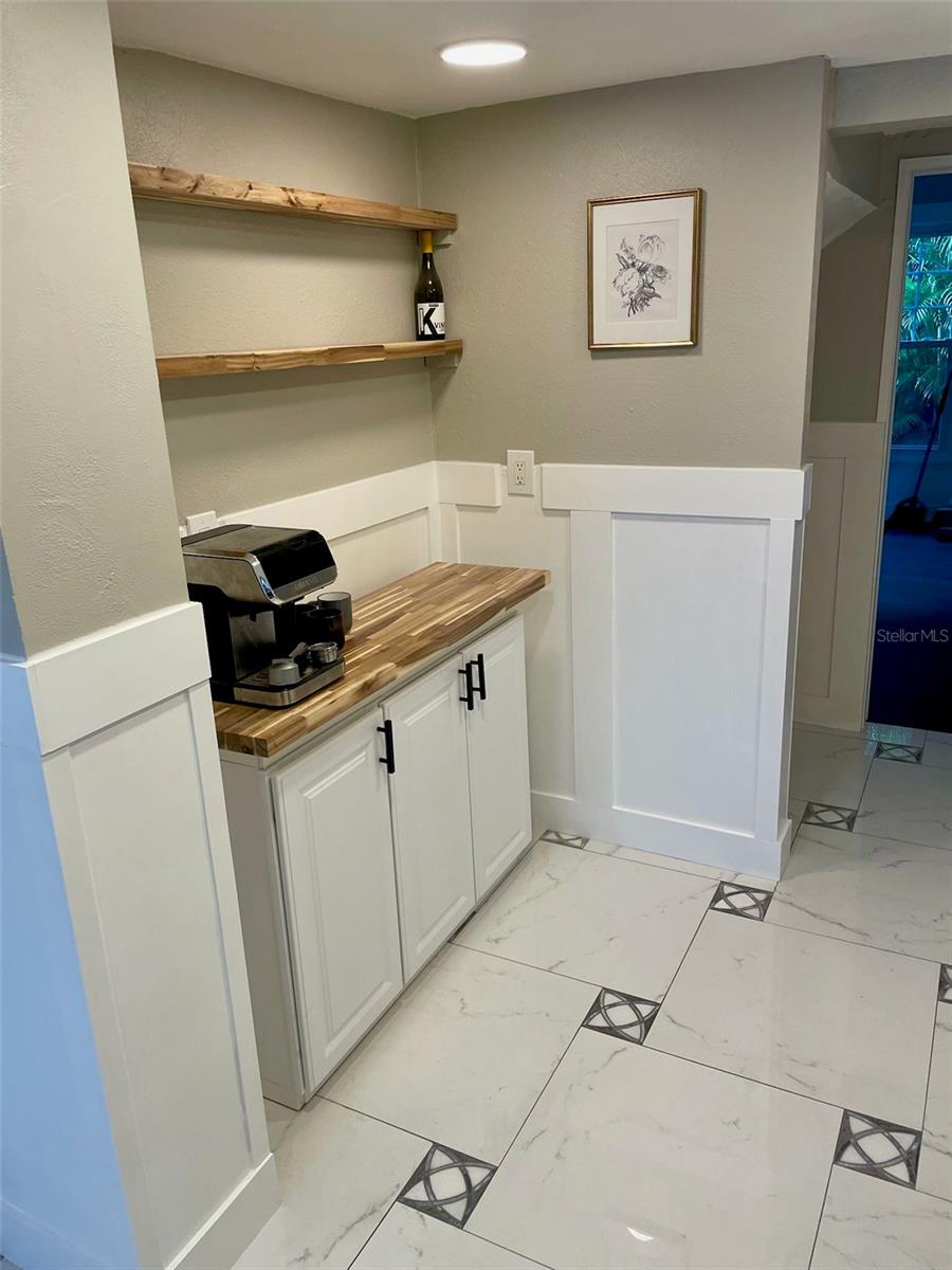 SHORE ACRES - Residential Lease