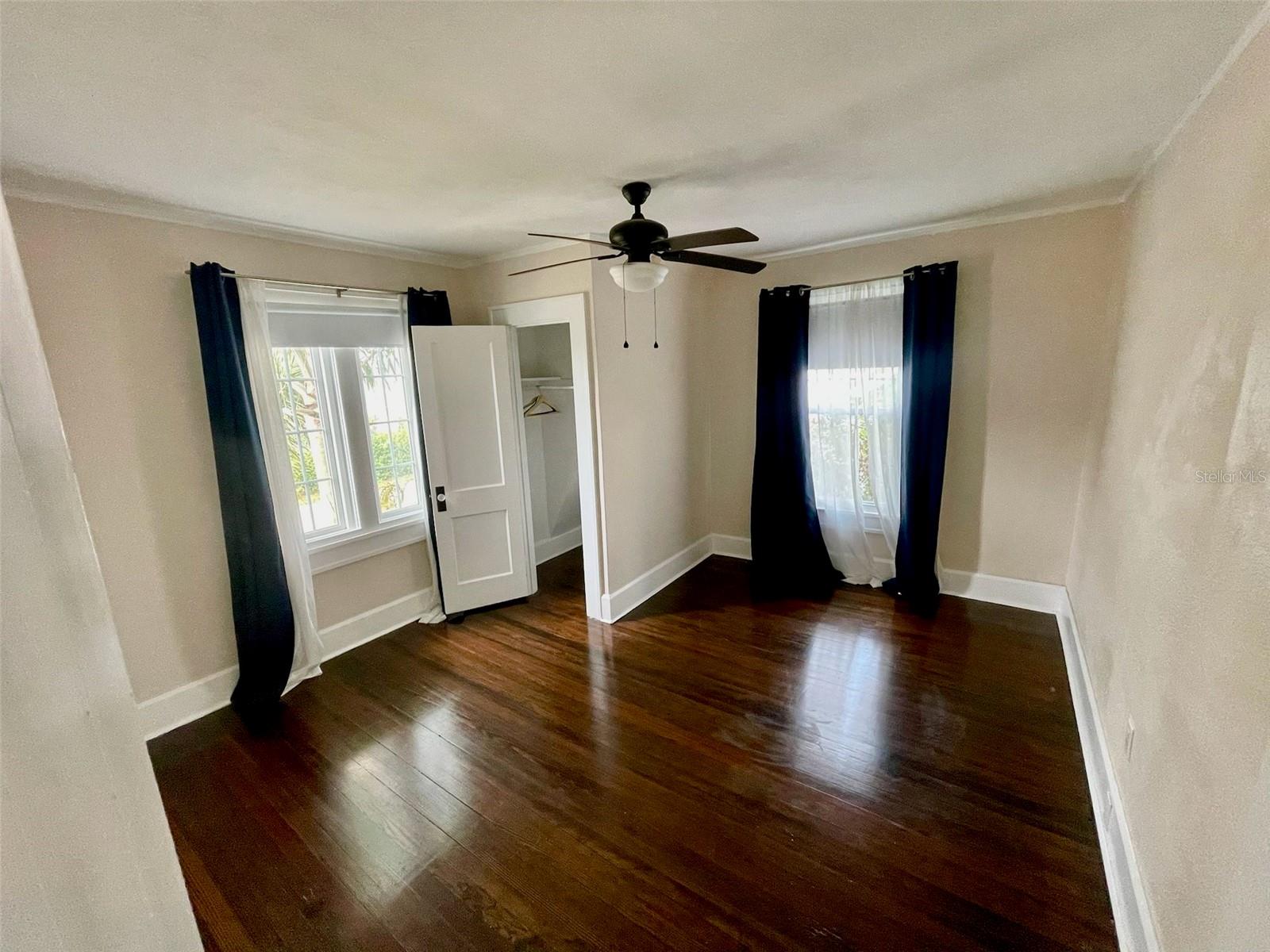 SHORE ACRES - Residential Lease