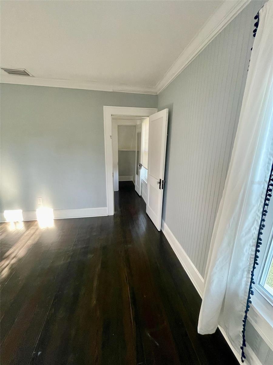 SHORE ACRES - Residential Lease