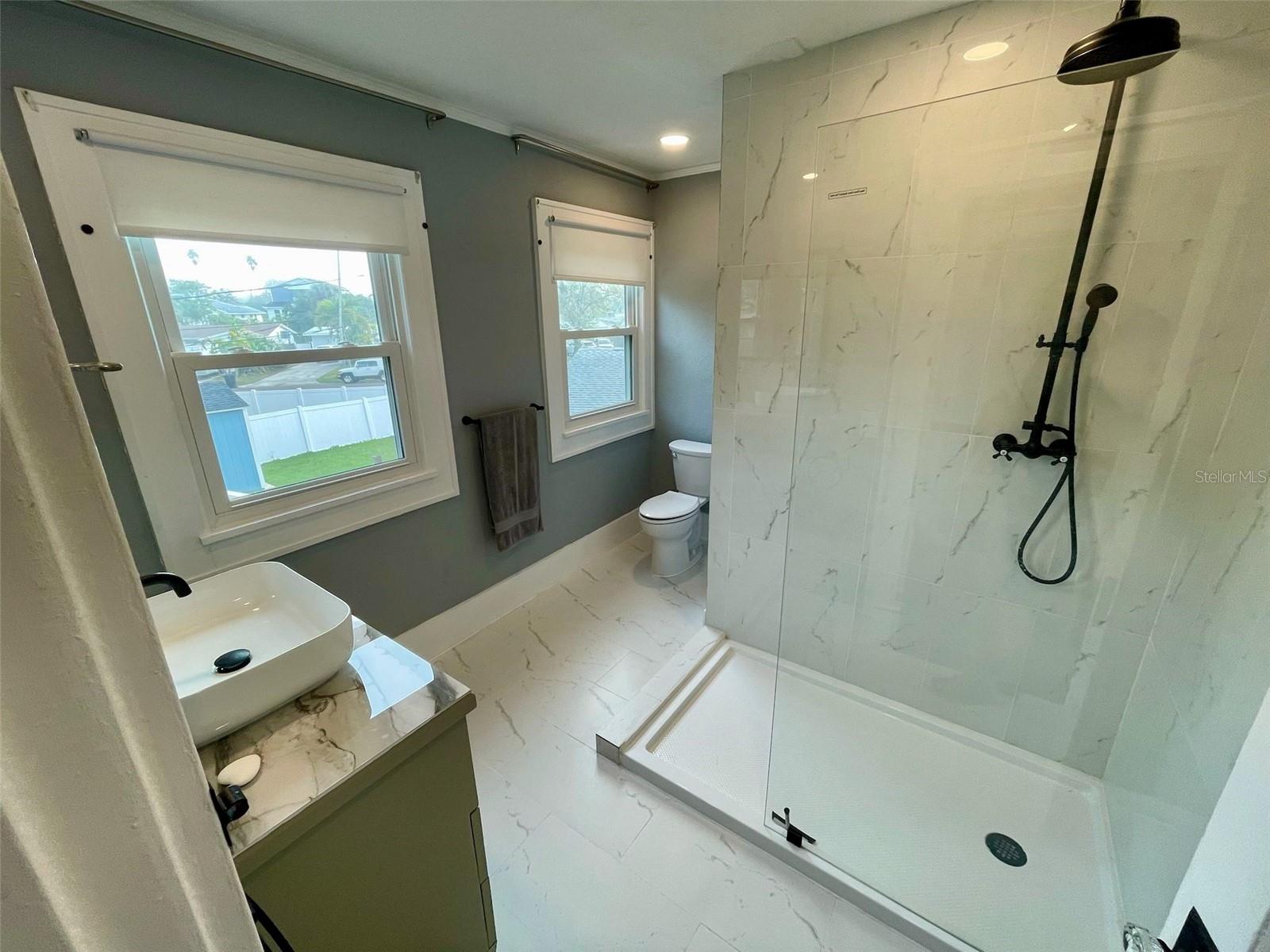 SHORE ACRES - Residential Lease