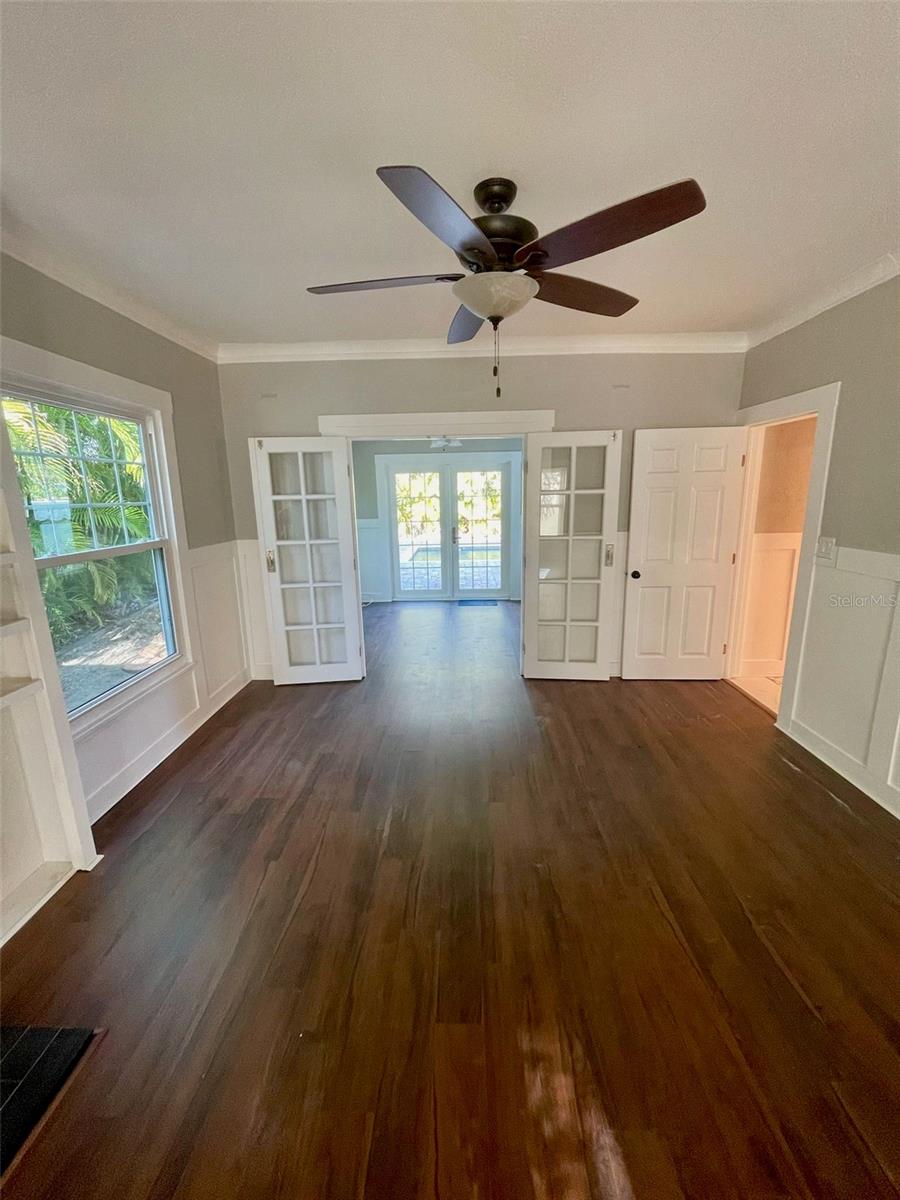 SHORE ACRES - Residential Lease