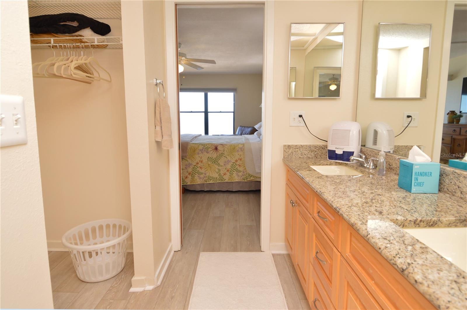 REFLECTIONS ON THE GULF CONDO - Residential Lease