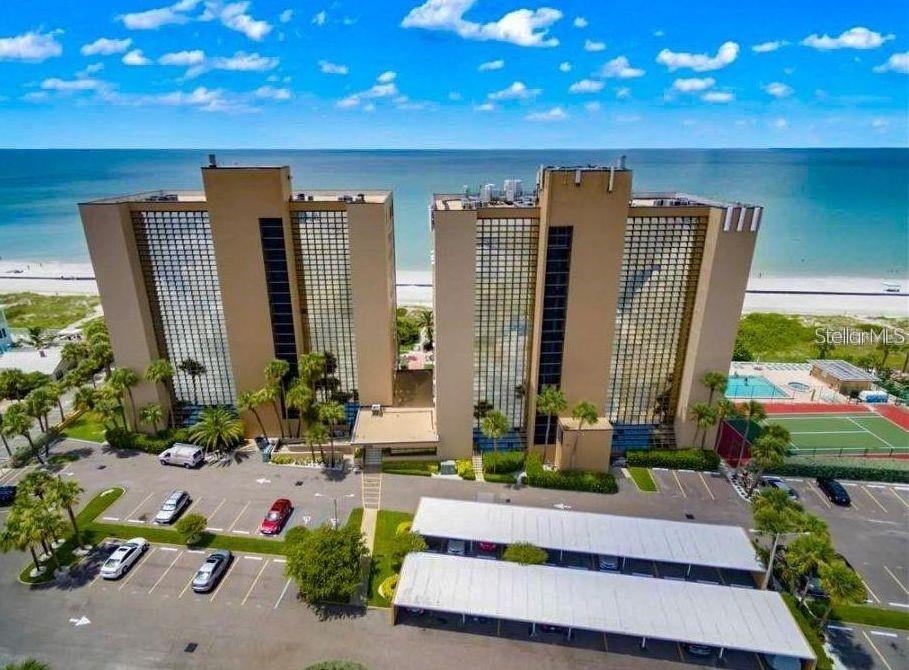 REFLECTIONS ON THE GULF CONDO - Residential Lease