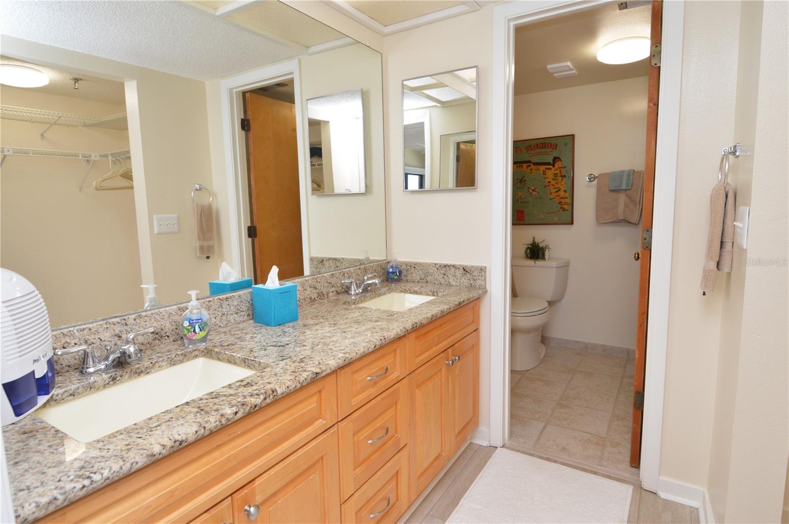 REFLECTIONS ON THE GULF CONDO - Residential Lease
