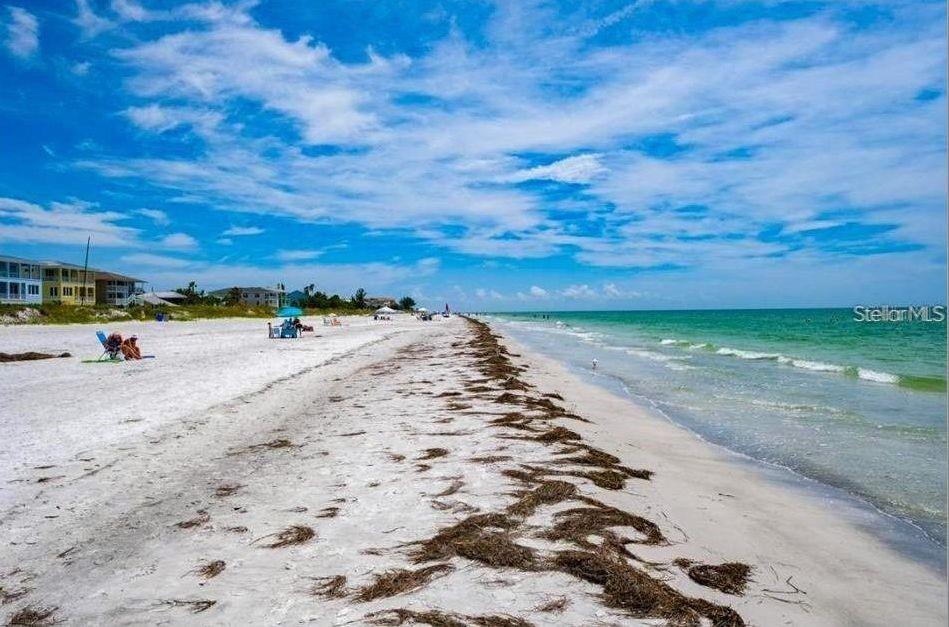 REFLECTIONS ON THE GULF CONDO - Residential Lease