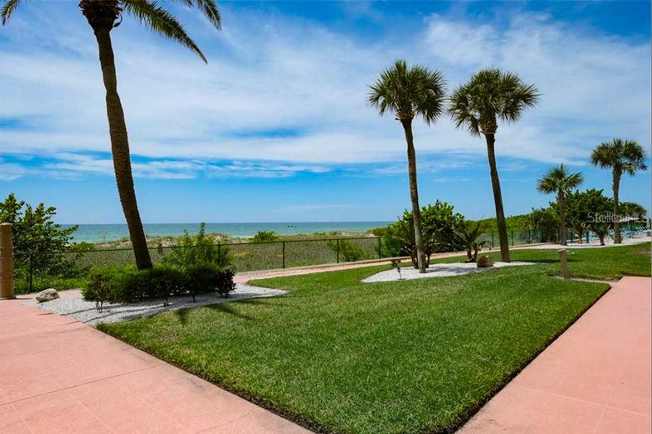 REFLECTIONS ON THE GULF CONDO - Residential Lease