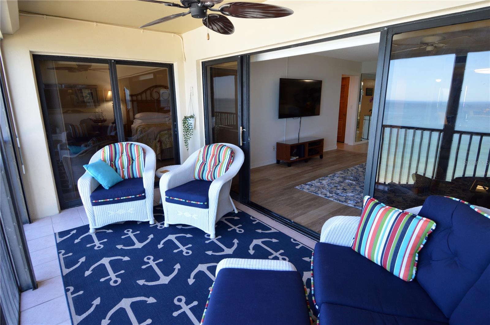 REFLECTIONS ON THE GULF CONDO - Residential Lease